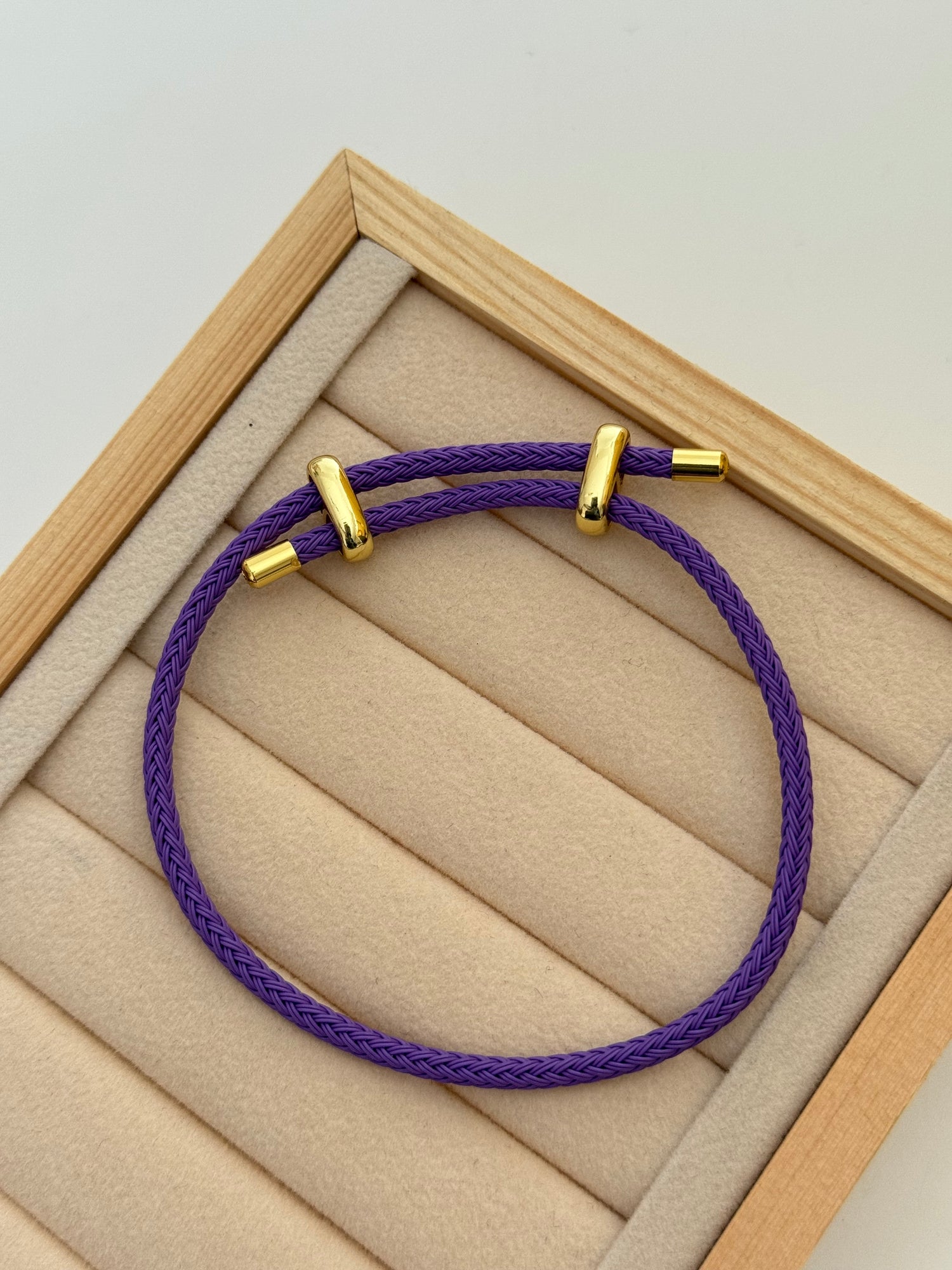 TEYA MOR AYARLANABİLİR ÇELİK BİLEKLİK