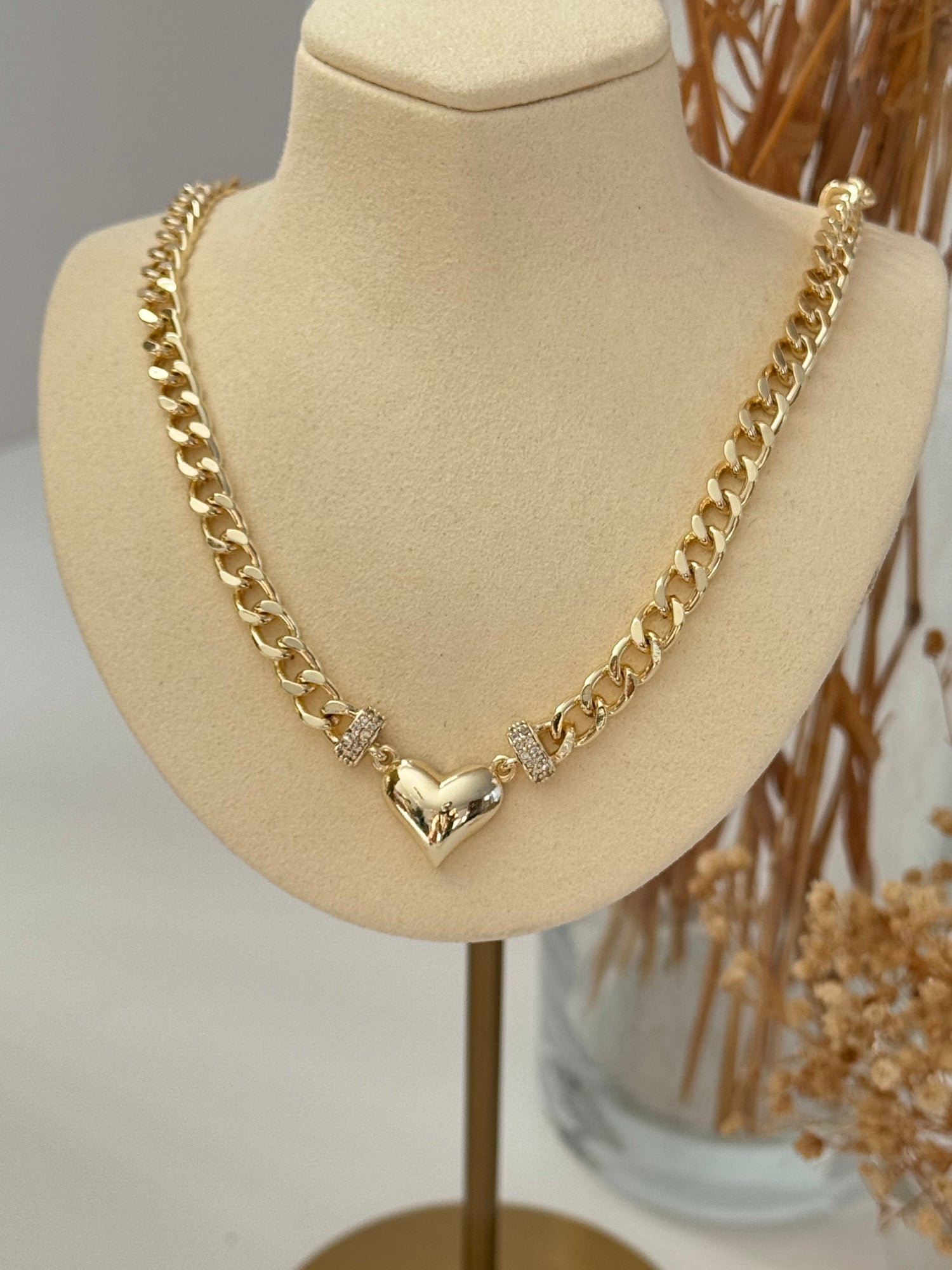 İTHAL KALP DETAYLI GOLD KOLYE