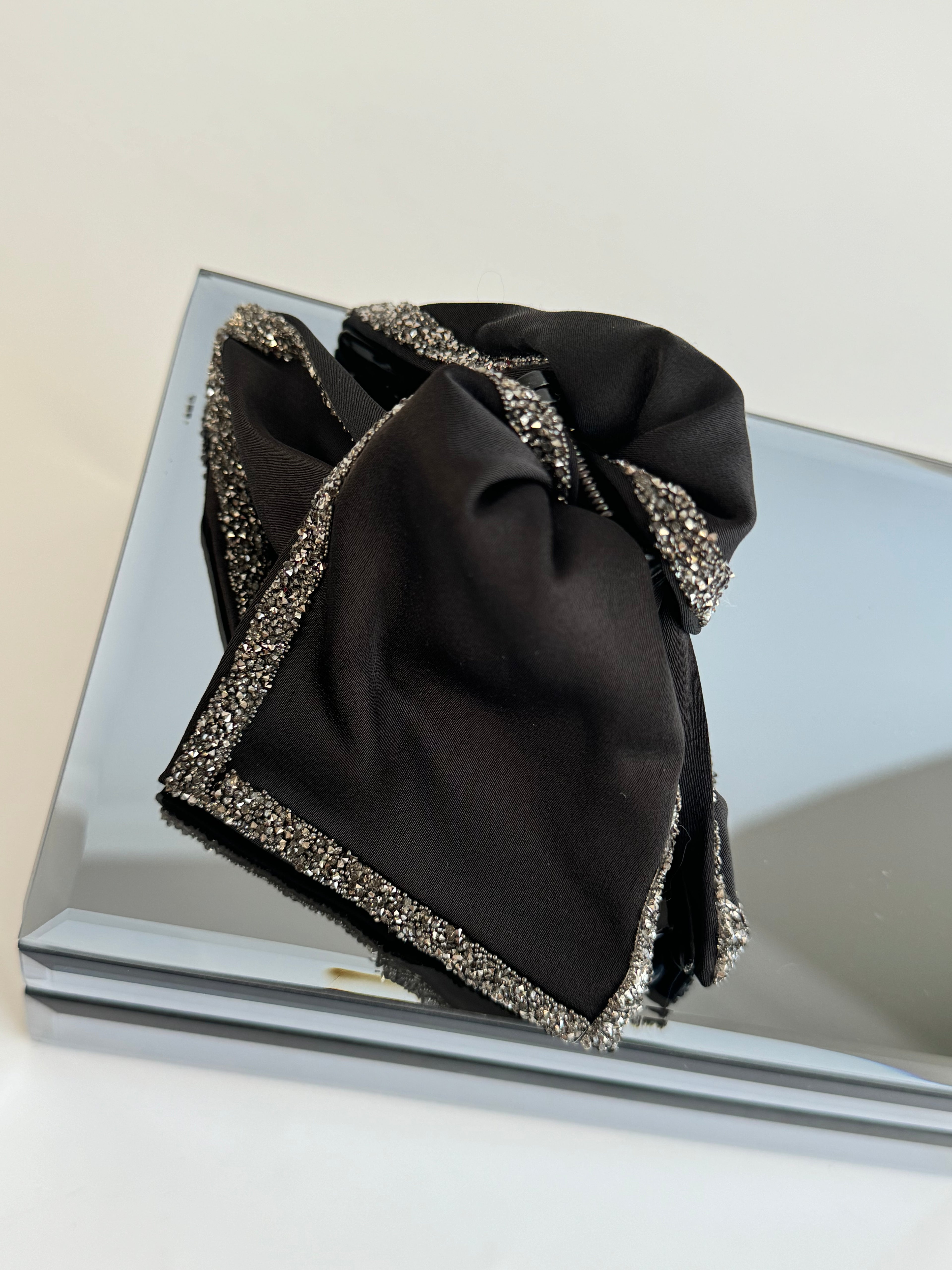 İTHAL TAŞ DETAYLI MANDAL DUBAİ TOKA