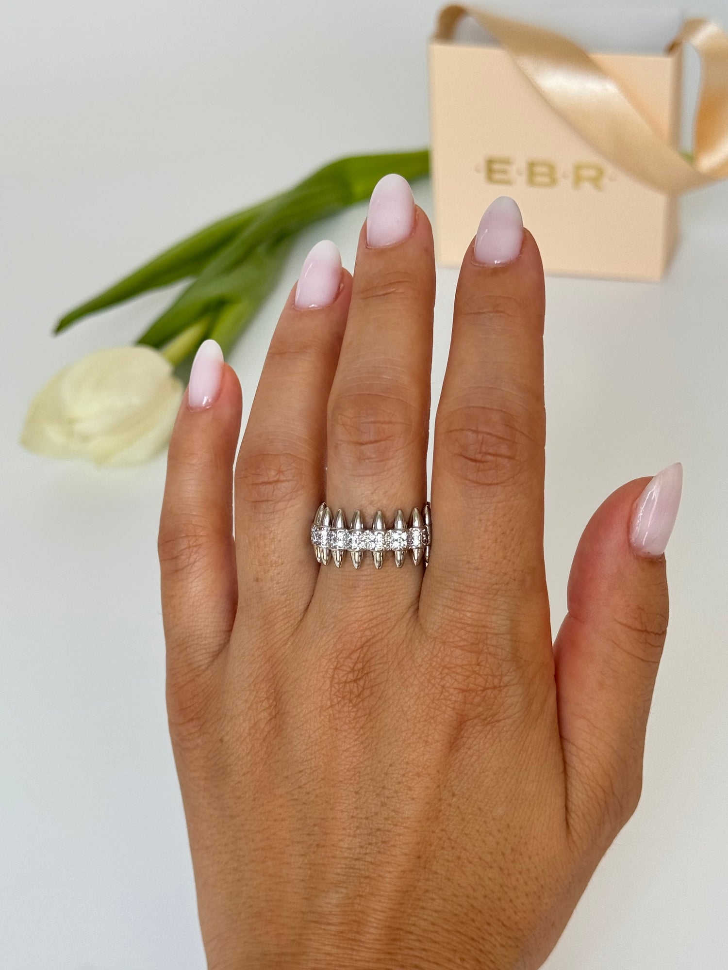 İTHAL ÇİVİ DETAYLI SİLVER AYARLANABİLİR YÜZÜK