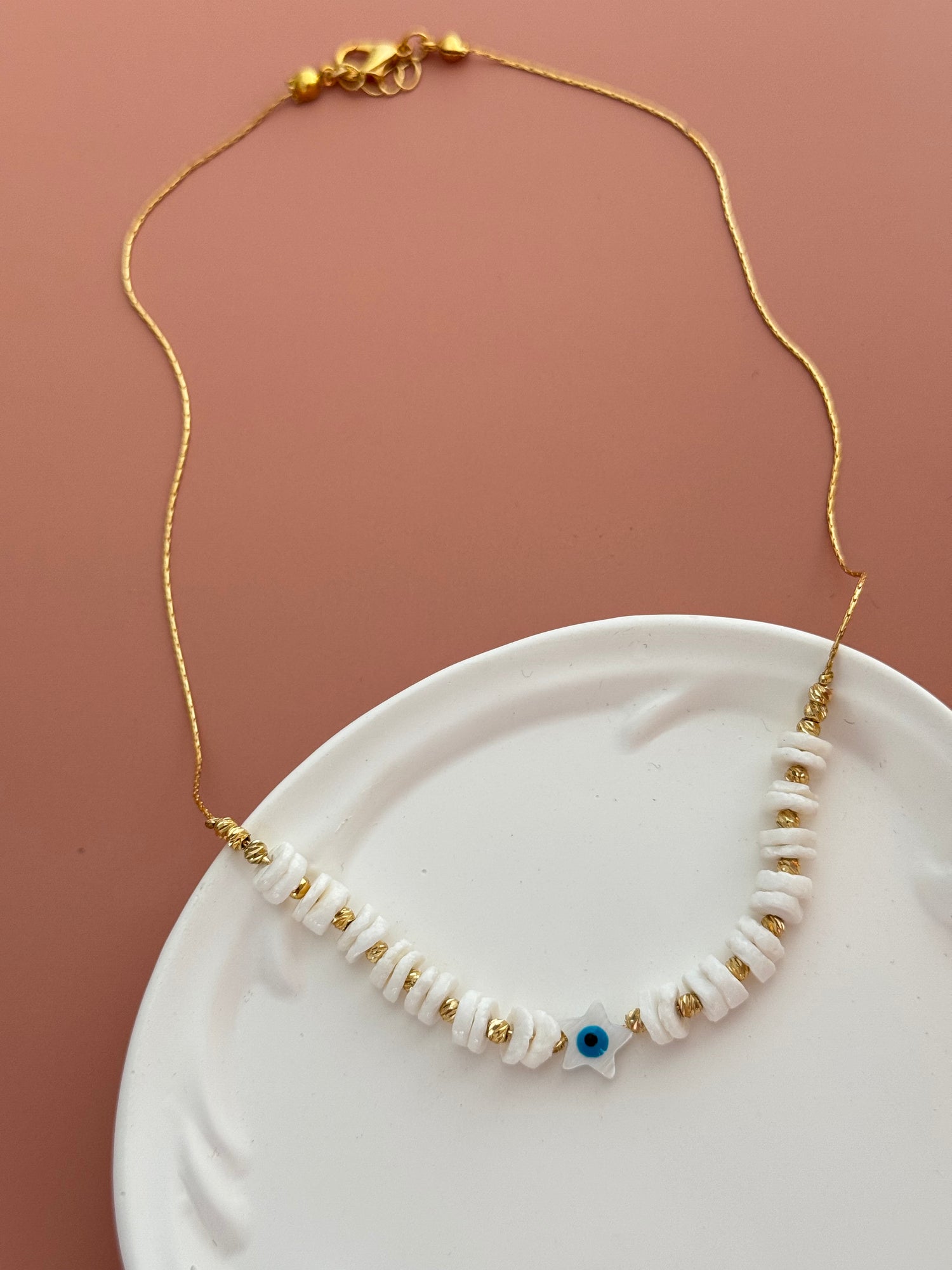 TARU YILDIZLI GERÇEK SEDEF TAŞLI ALTIN KAPLAMA DETAYLI KOLYE