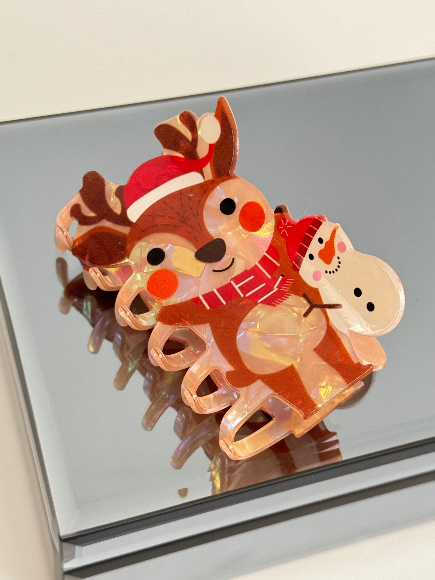 İTHAL GEYİKLİ KARDAN ADAM DETAYLI KEMİK MANDAL TOKA