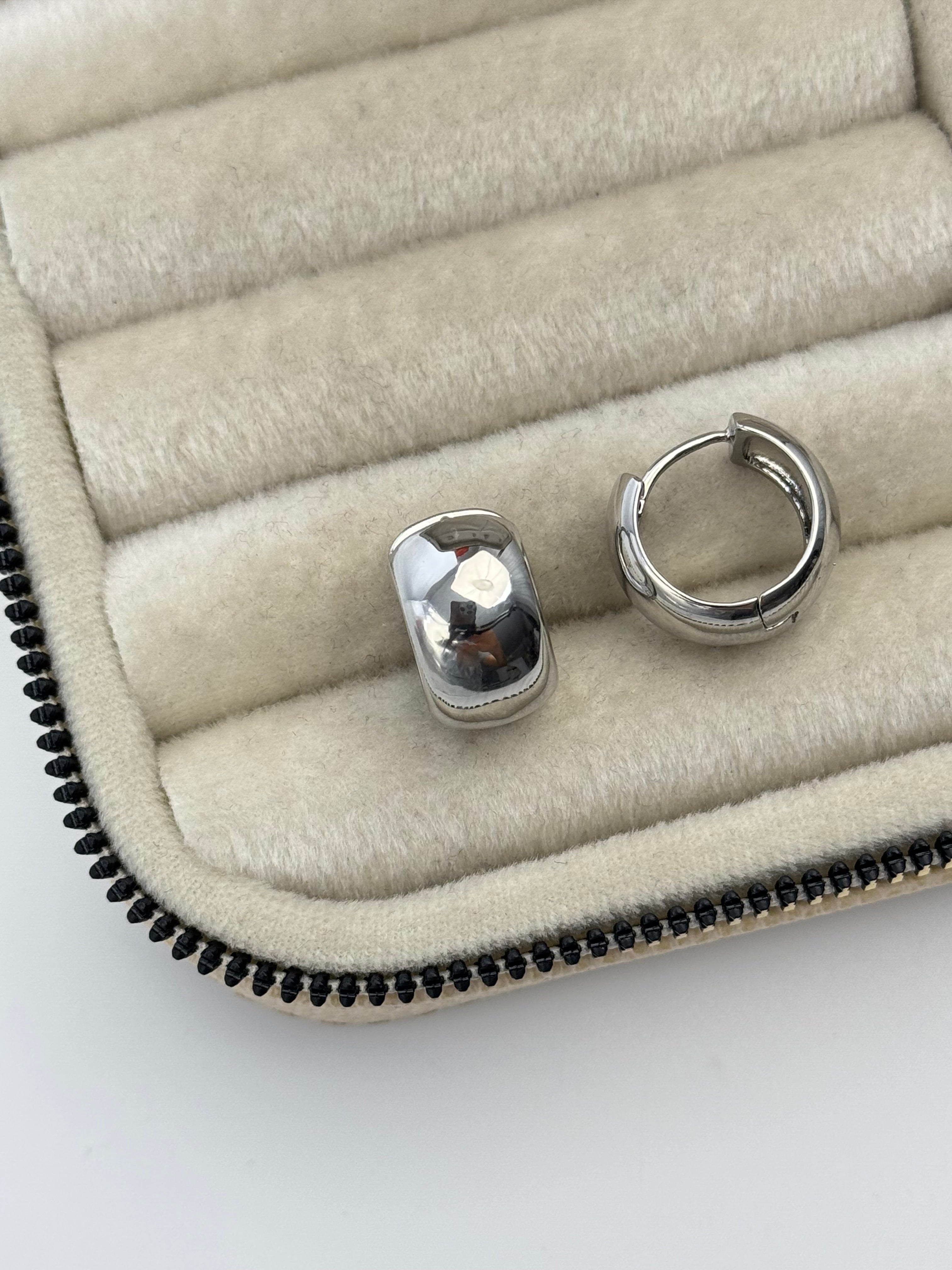 İTHAL GENİŞ HALKA SİLVER KÜPE