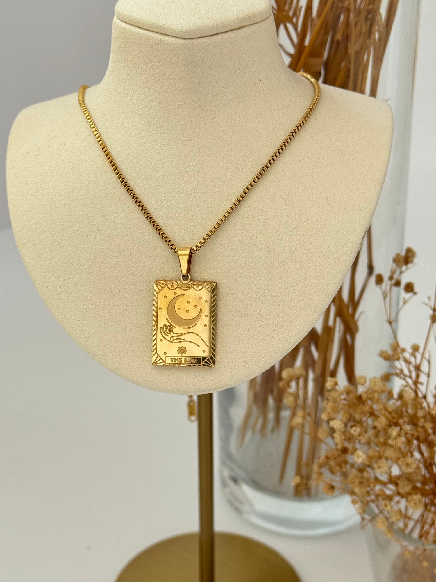 ADALET TERAZİLİ GOLD ÇELİK ÇİFT DESEN PLAKALI KOLYE