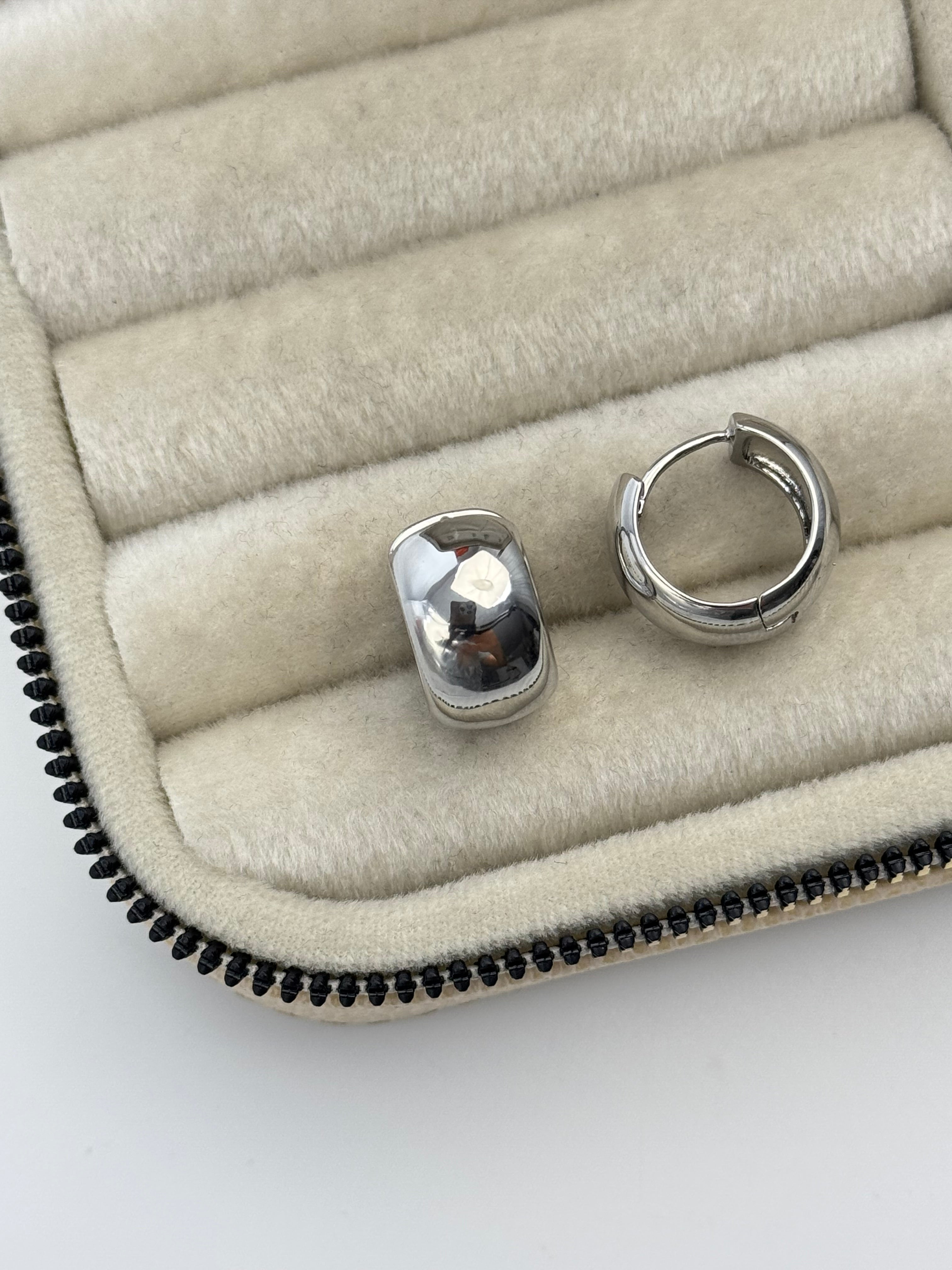 İTHAL GENİŞ HALKA SİLVER KÜPE