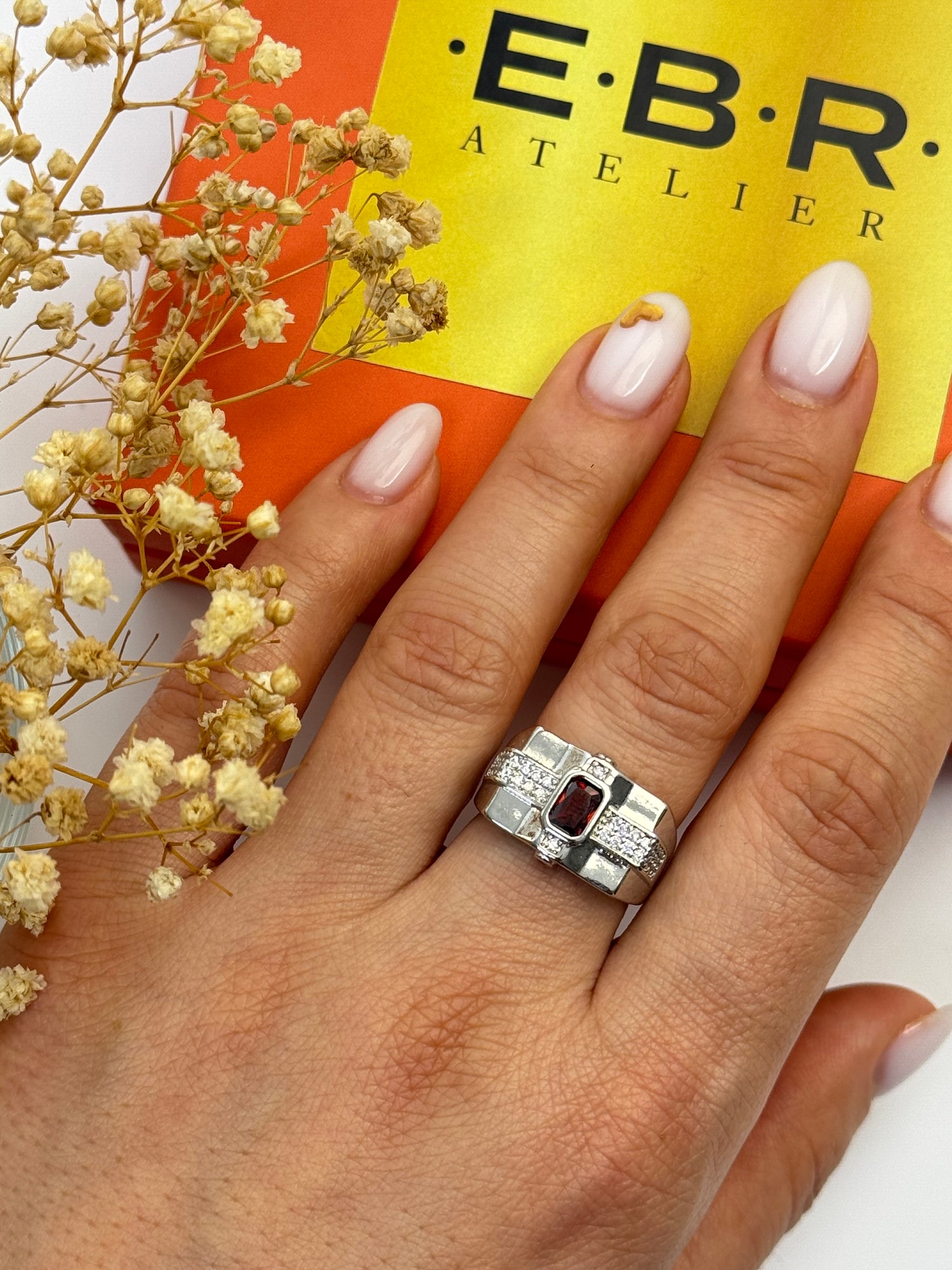 İTHAL KIRMIZI TAŞLI SİLVER AYARLANABİLİR YÜZÜK