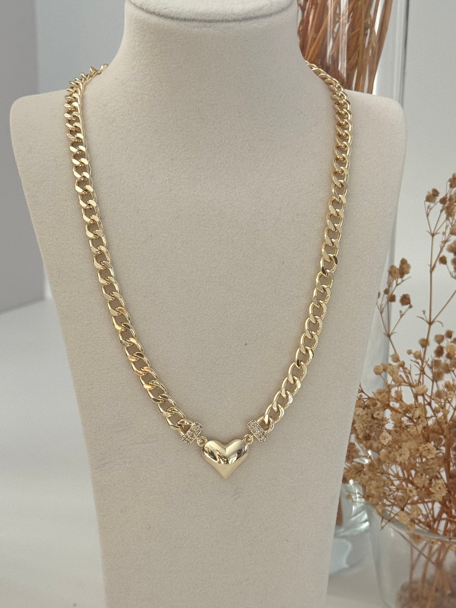 İTHAL KALP DETAYLI GOLD KOLYE