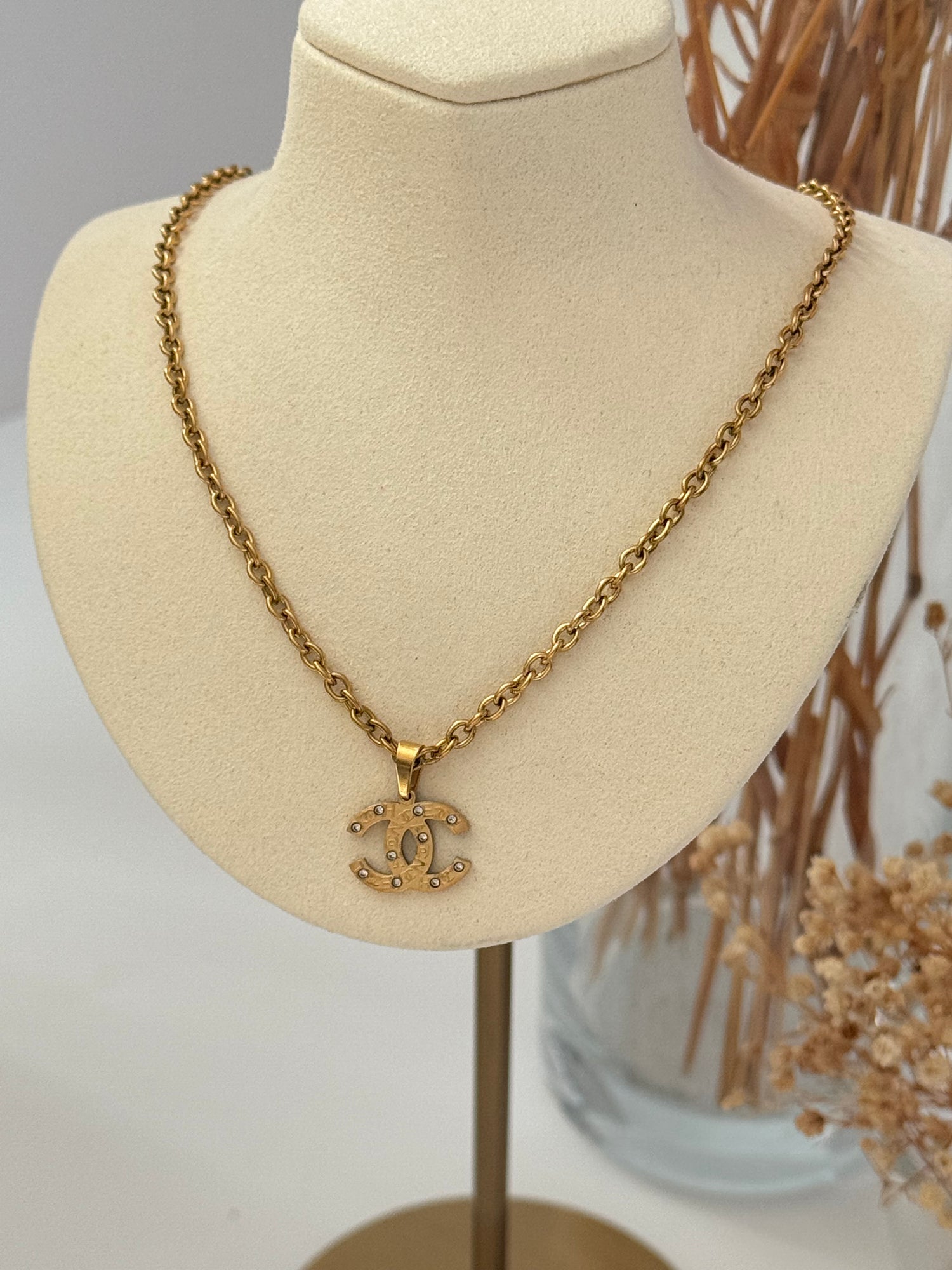 TAŞ DETAYLI MARKA MODEL GOLD ÇELİK KOLYE