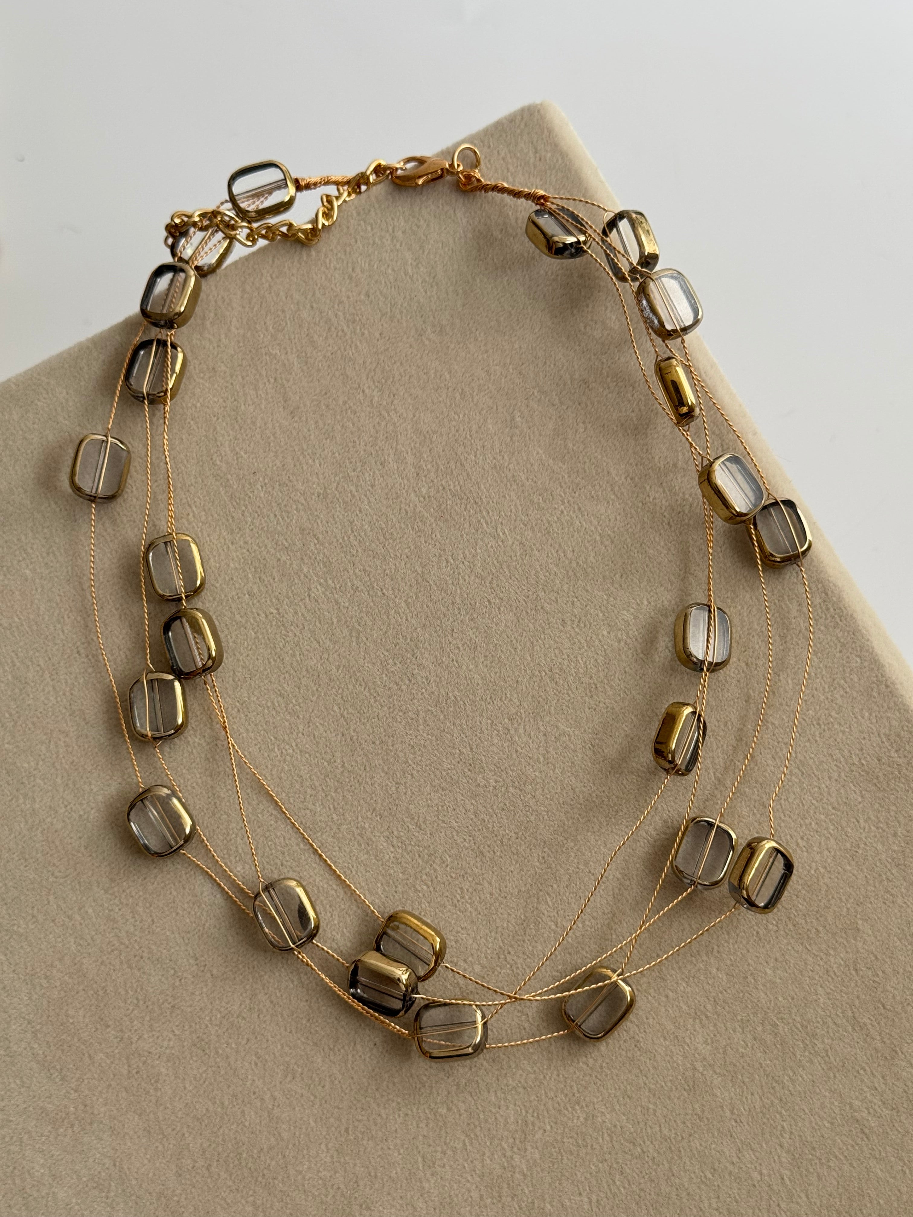 VARA GRİ KARE TAŞLI GOLD KOLYE