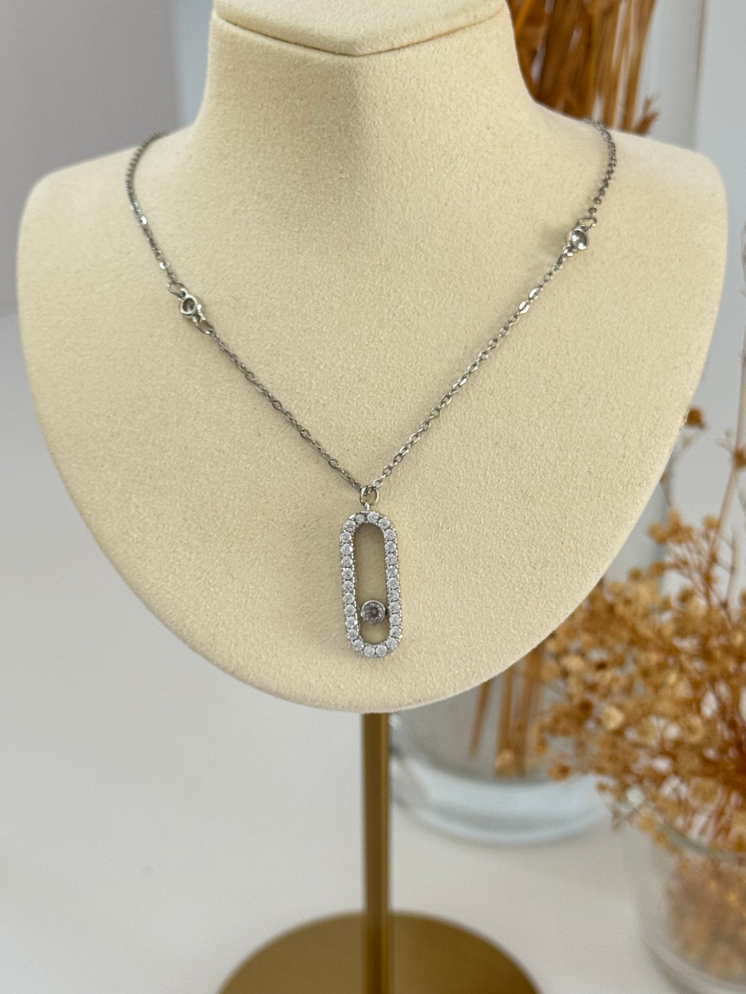 İTHAL MARKA MODEL SİLVER ÇELİK KOLYE