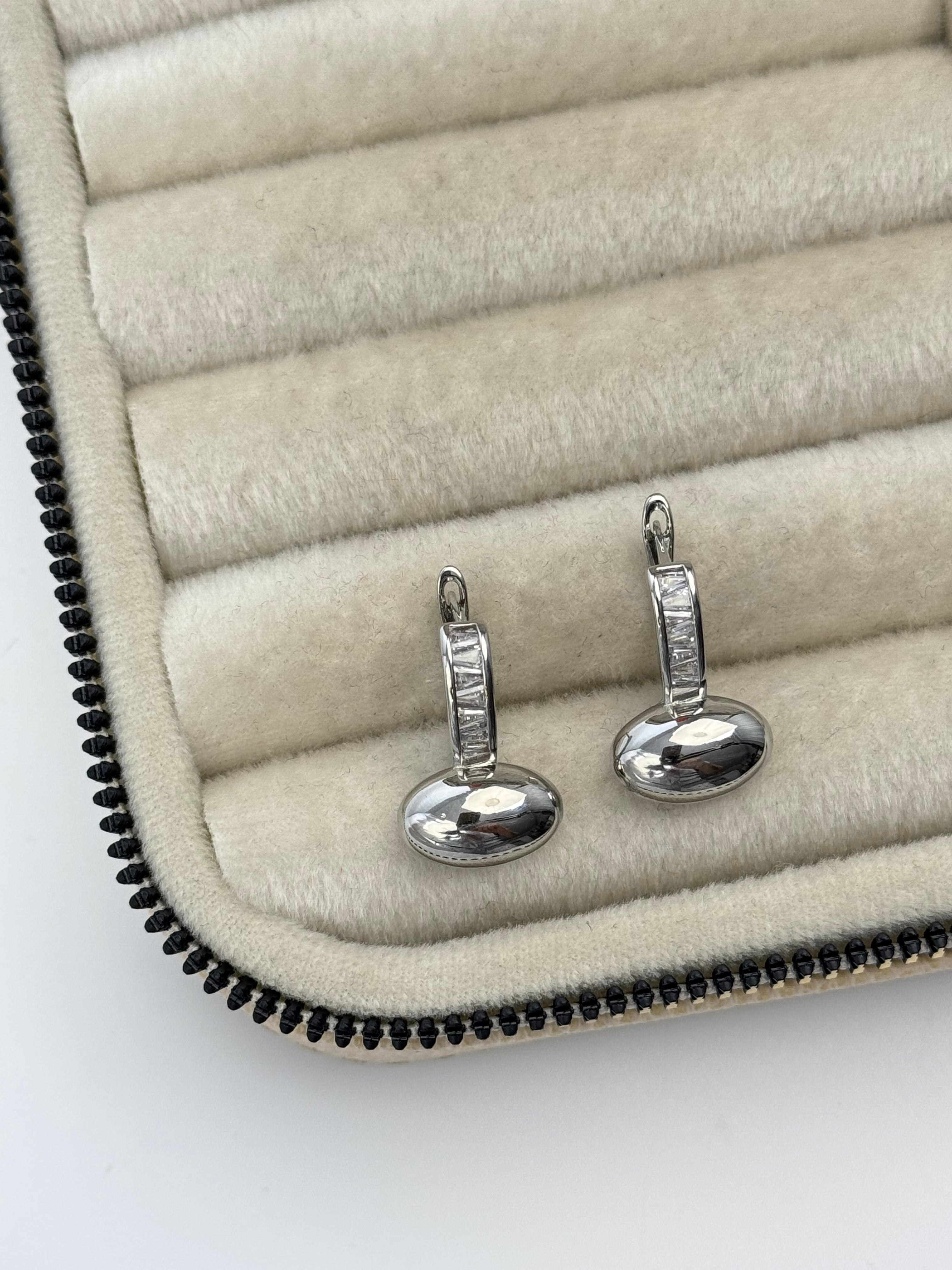 İTHAL ELİPS DETAYLI SİLVER KÜPE