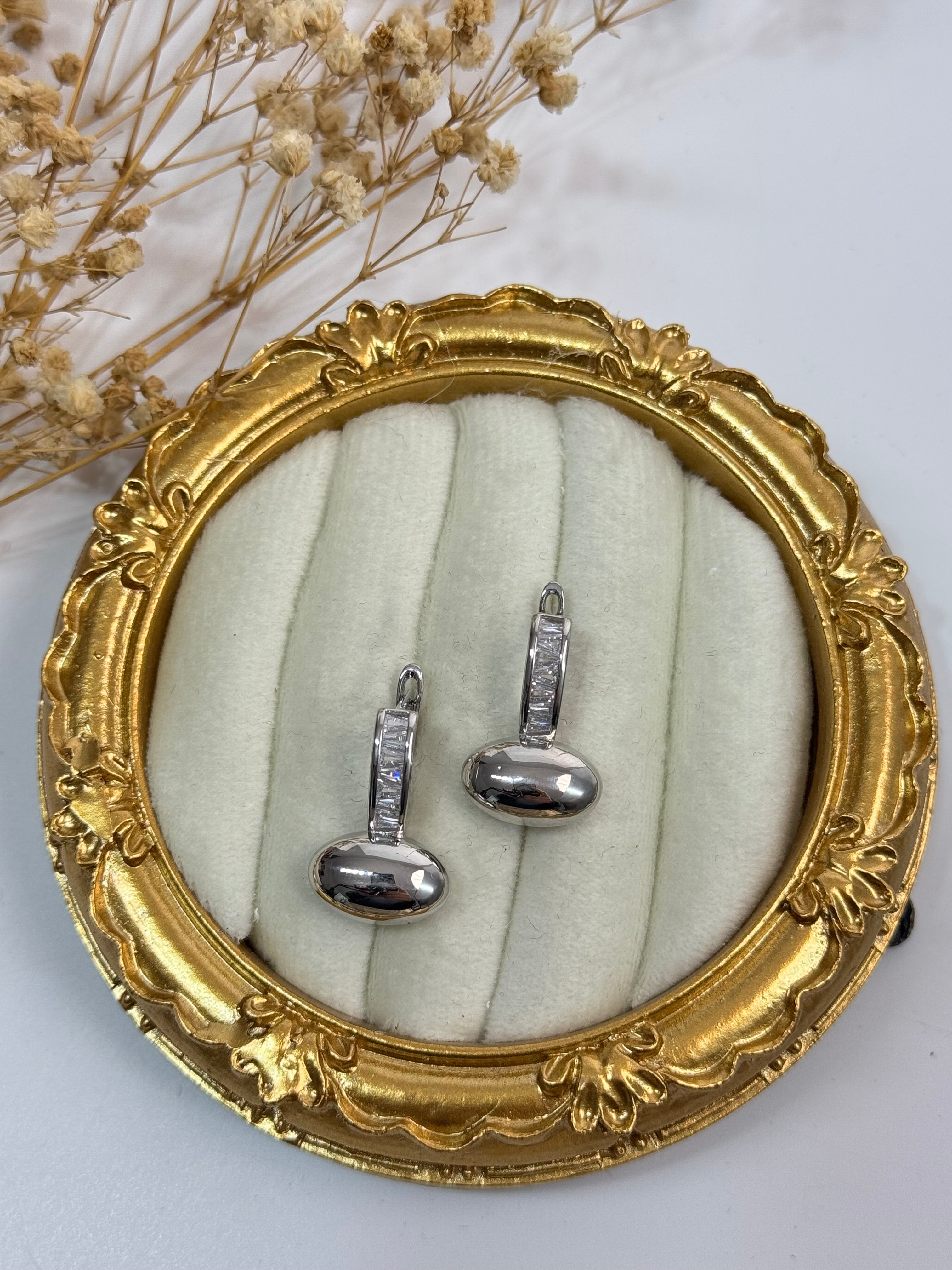 İTHAL ELİPS DETAYLI SİLVER KÜPE