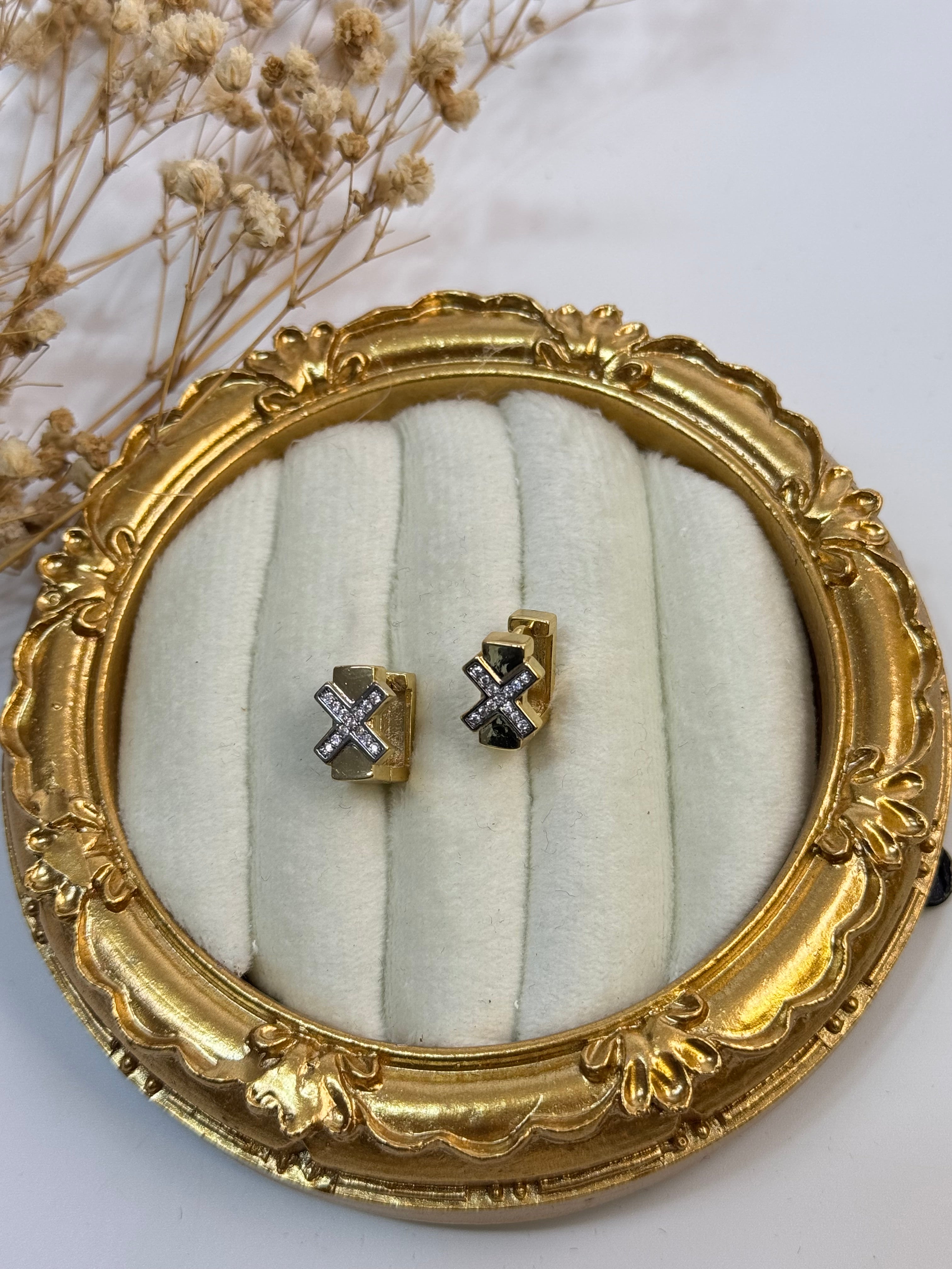 İTHAL MARKA MODEL İTHAL KARE HALKA KÜPE