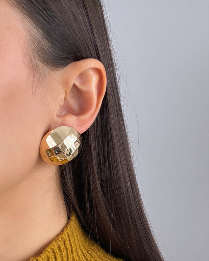 İTHAL BOMBELİ OVAL FORM GOLD KÜPE