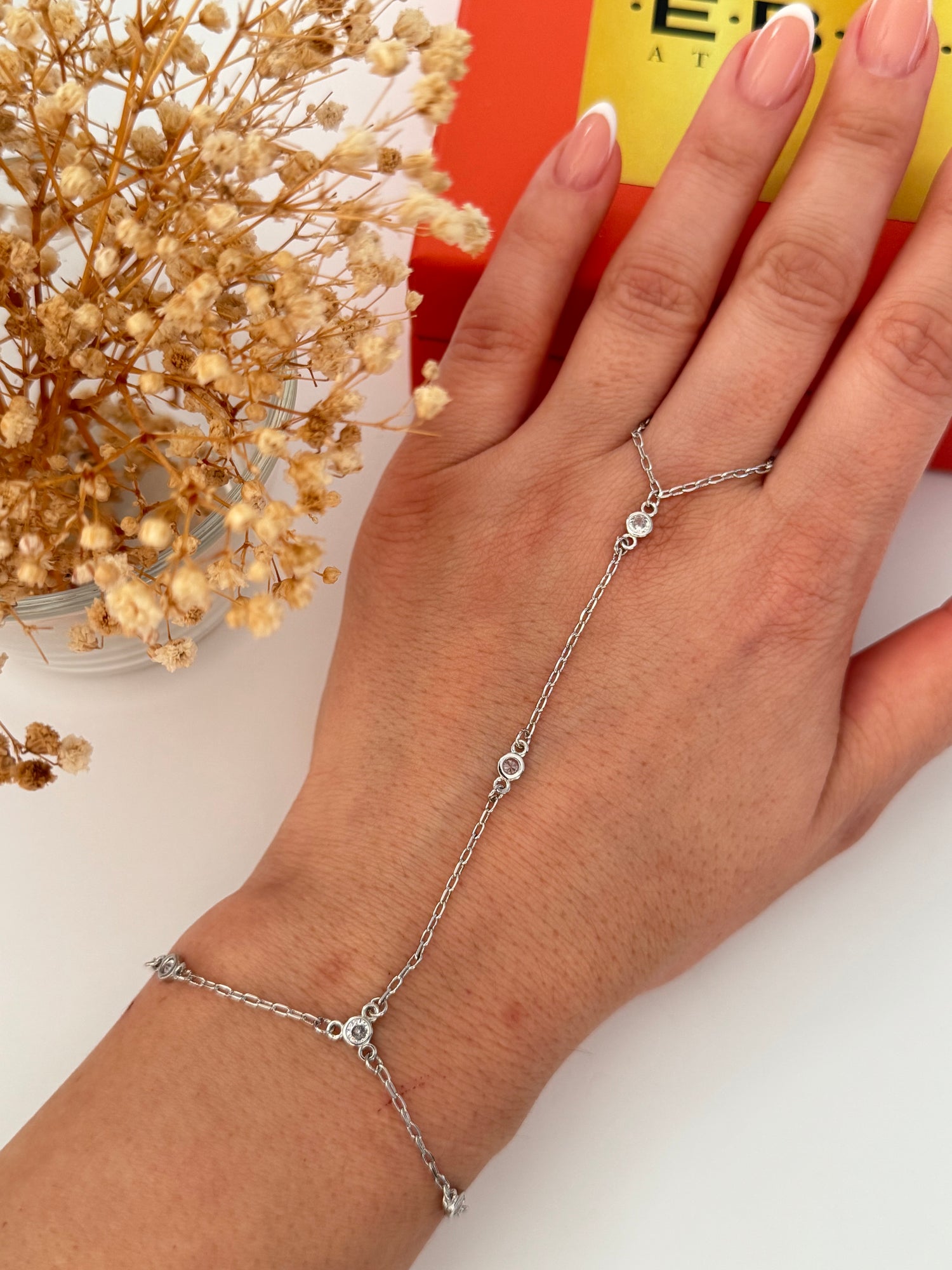 TAŞ DETAYLI SİLVER ŞAHMERAN