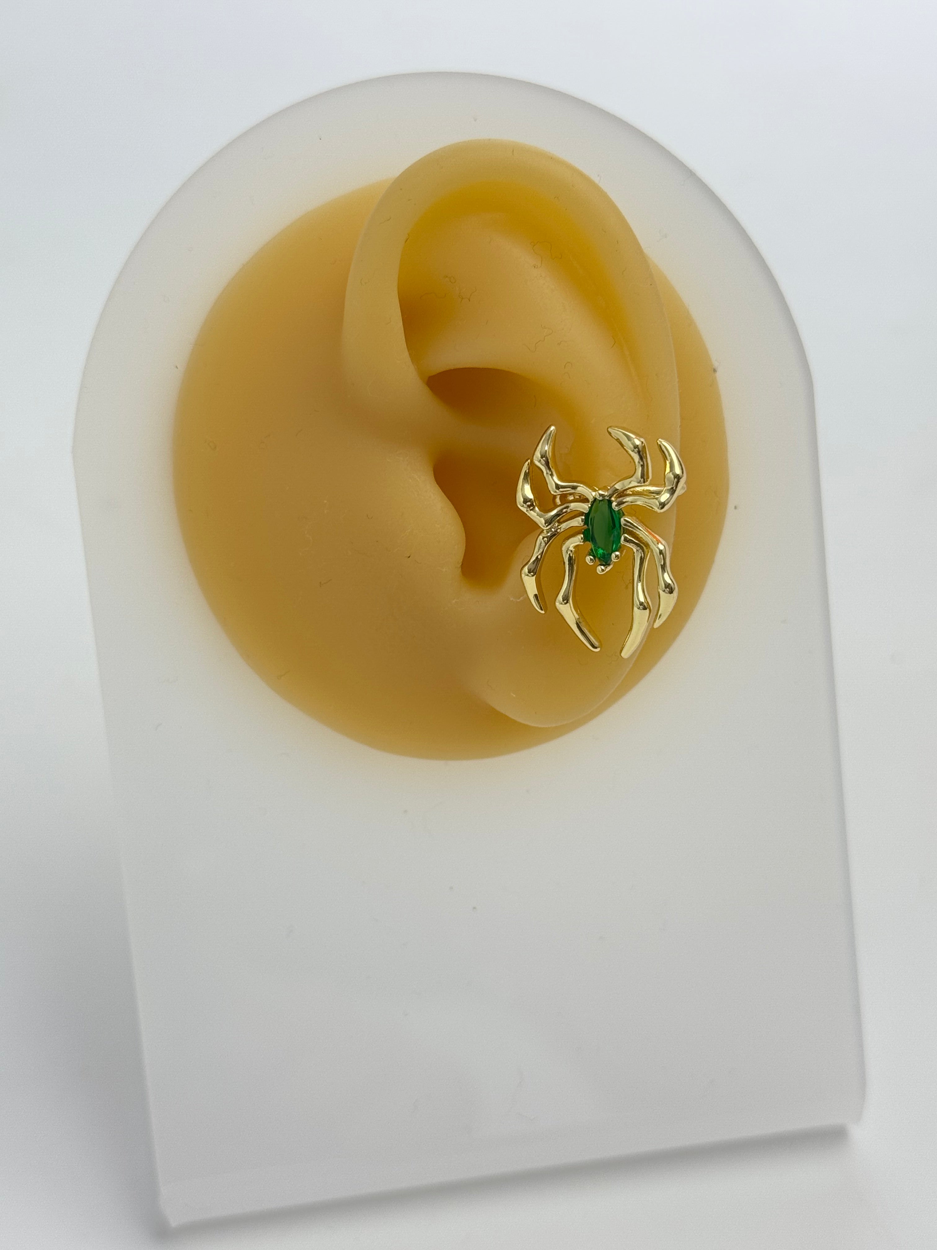 İTHAL ÖRÜMCEK DETAYLI YEŞİL TAŞLI GOLD KIKIRDAK KÜPE EARCUFF