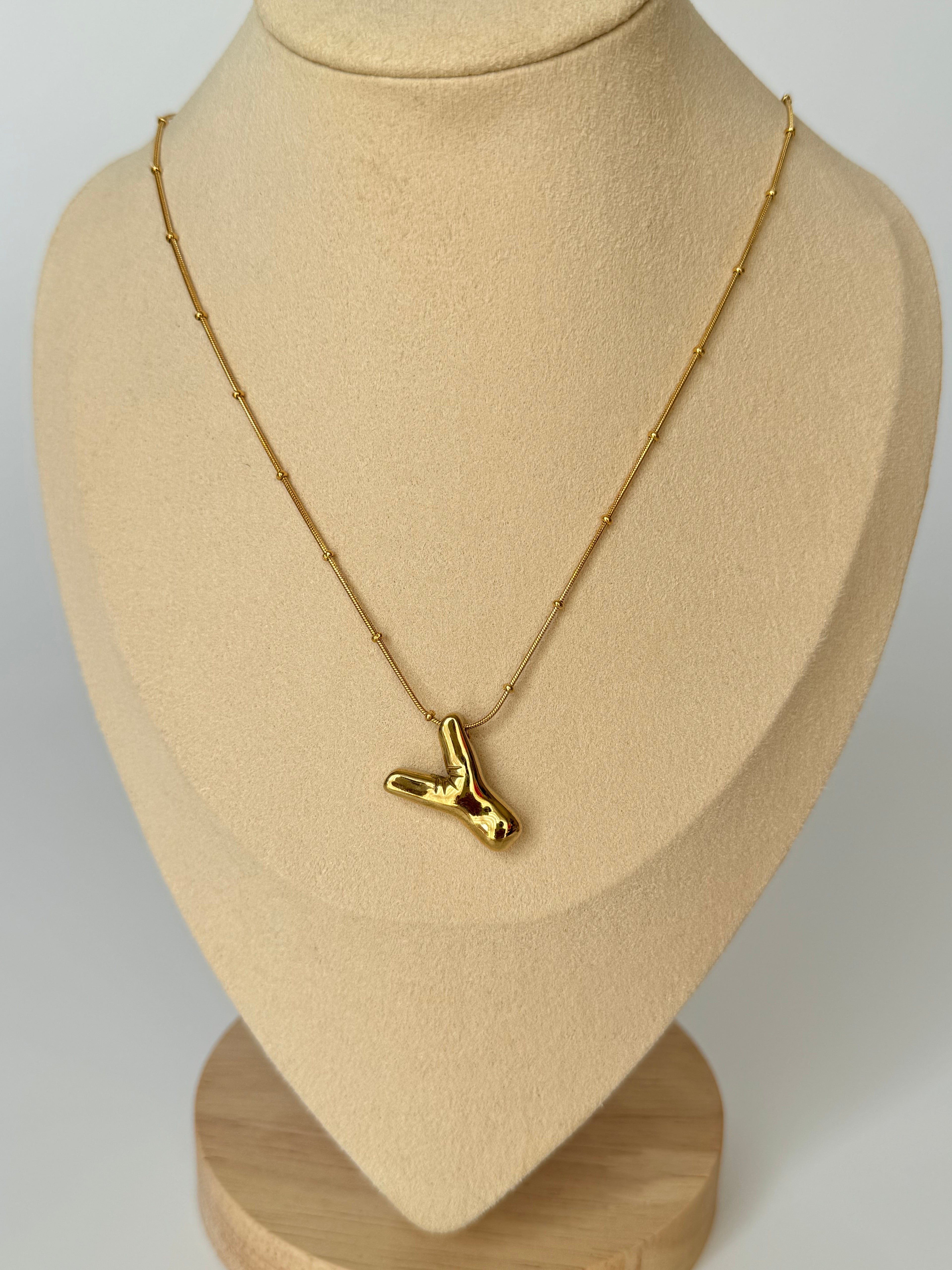 İthal Balon Y Harf Gold Kolye