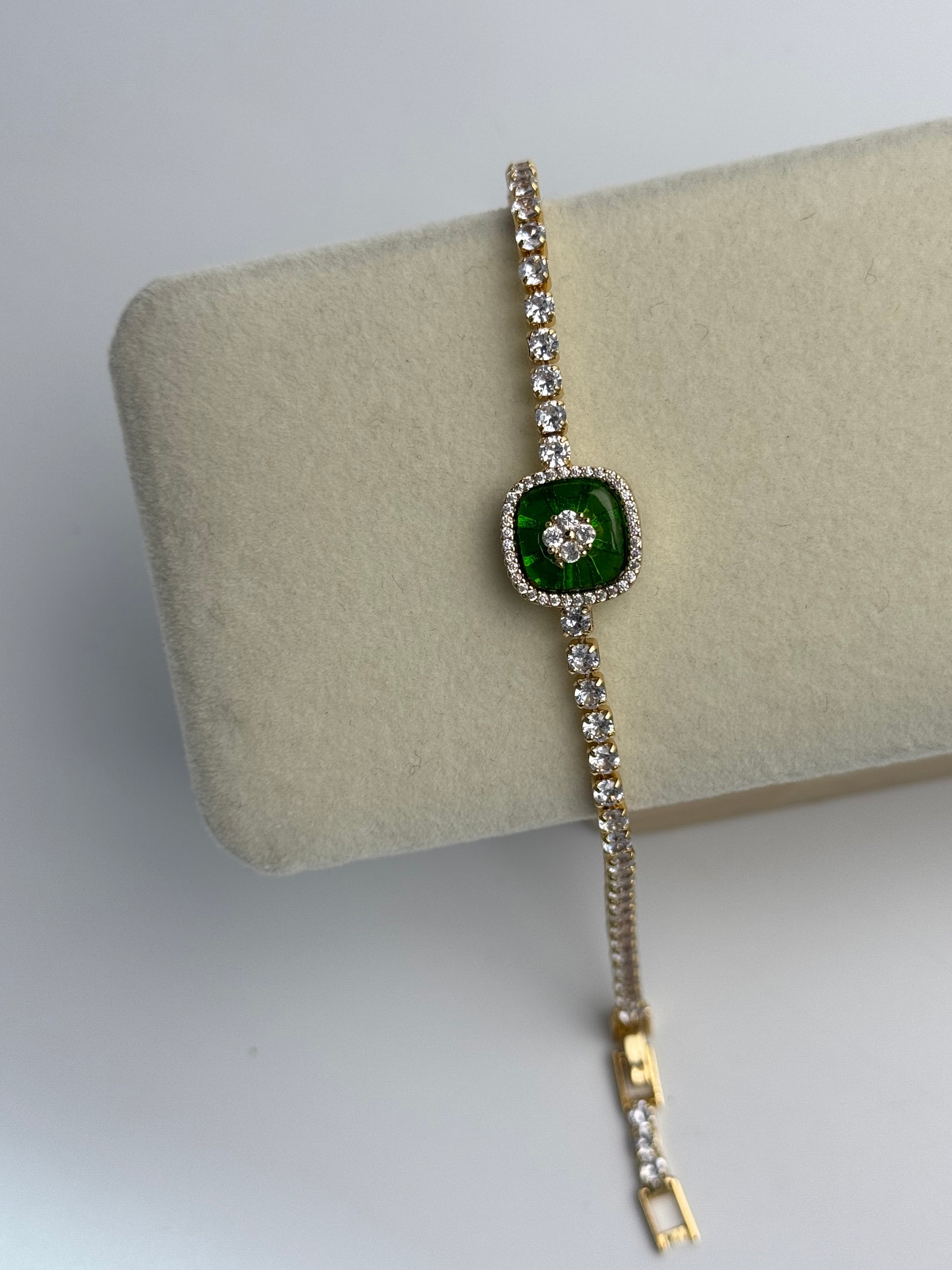 İTHAL ZİRKON TAŞLI YEŞİL TEKLİ CANGÖZ GOLD BİLEKLİK