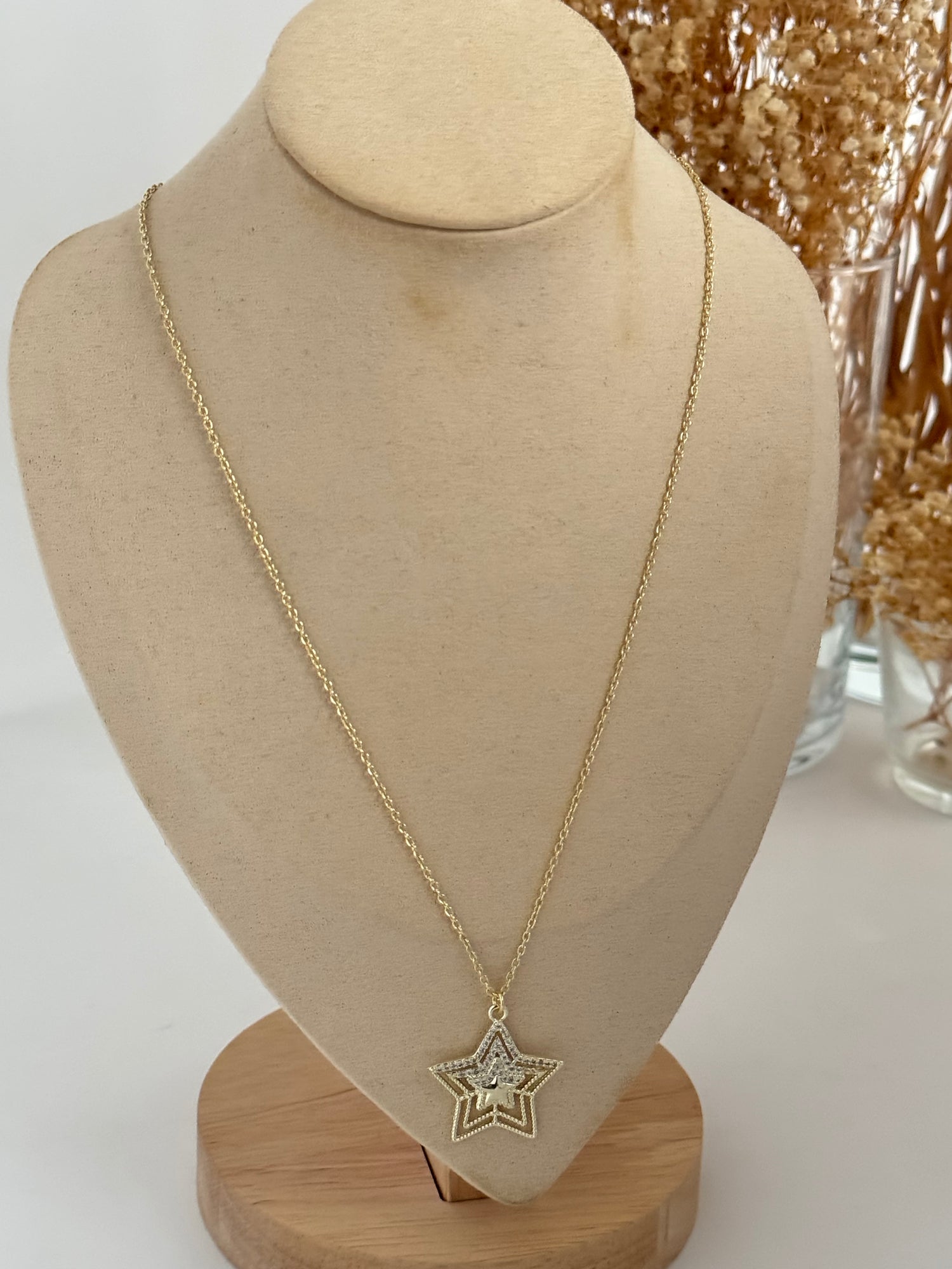 İTHAL YILDIZ DETAYLI UZUN GOLD KOLYE