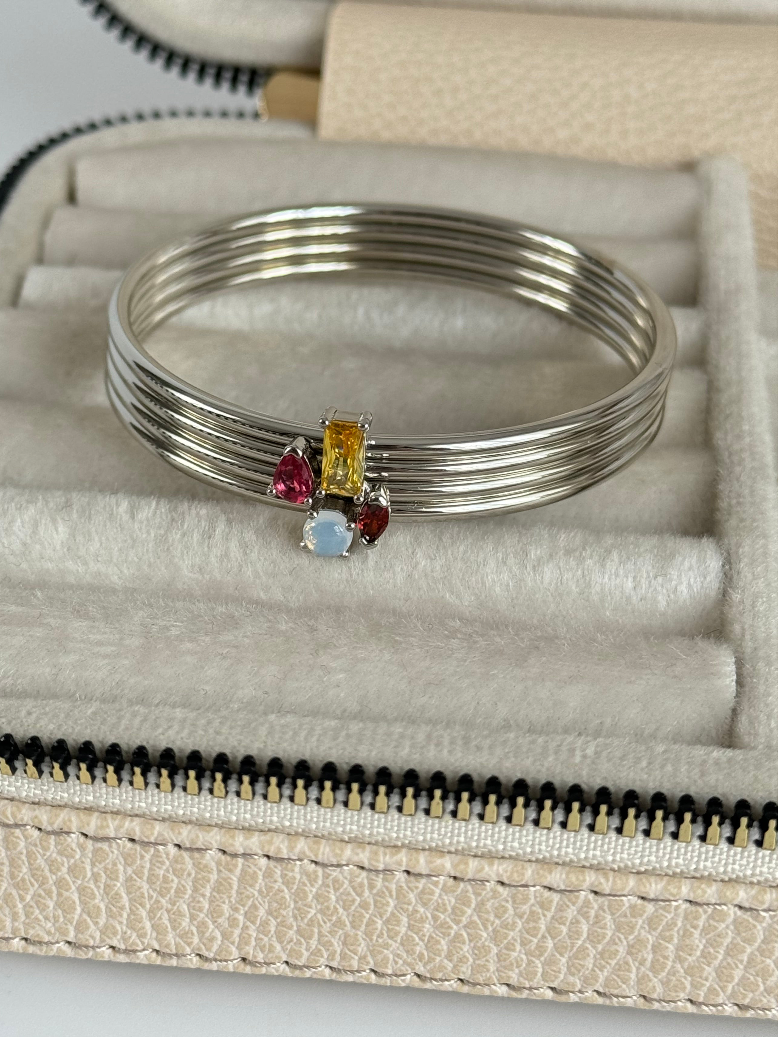 İTHAL RENKLİ TAŞ DETAYLI SİLVER BİLEZİK BİLEKLİK