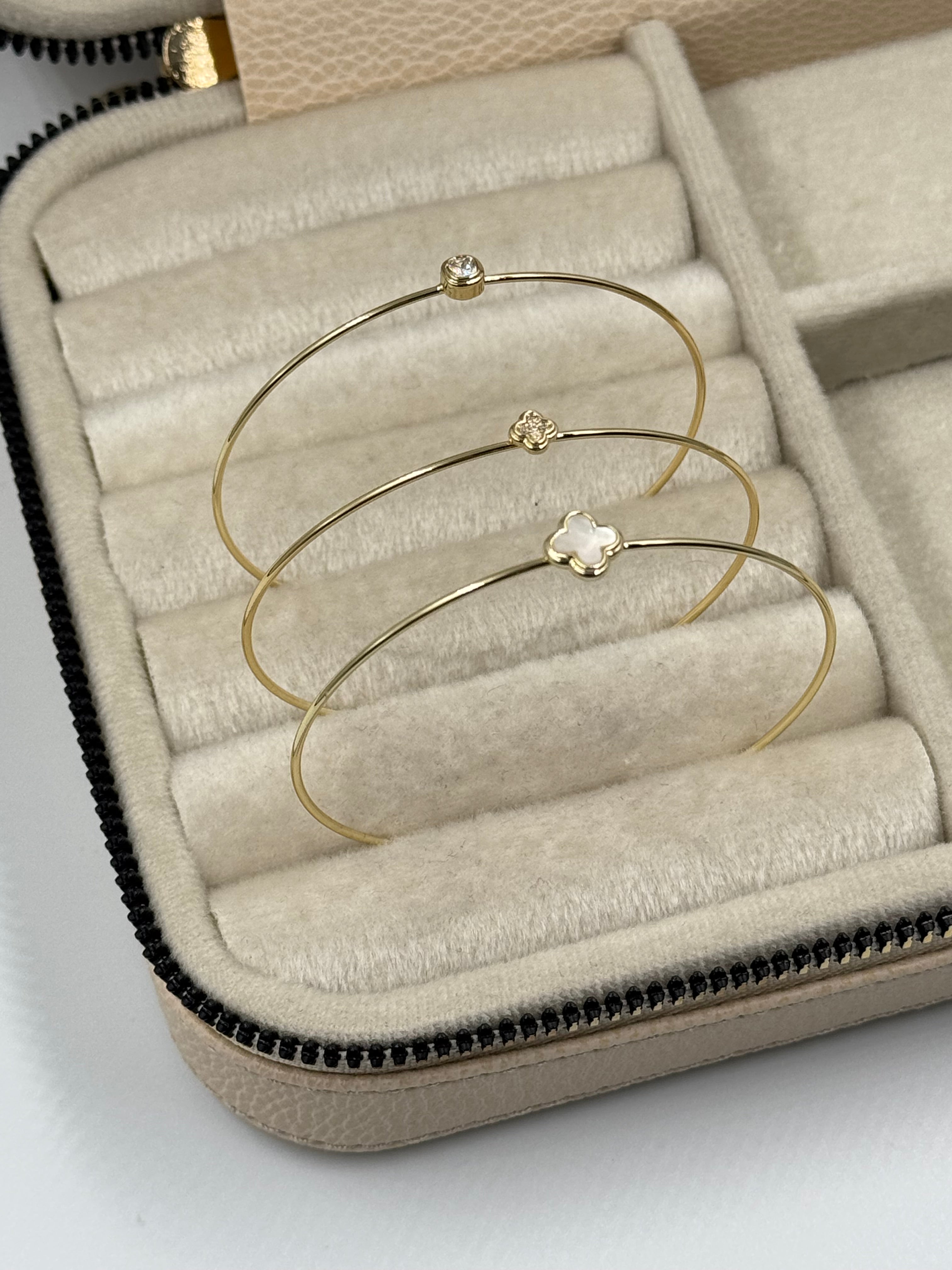 İTHAL YONCA DETAYLI 3LÜ KELEPÇE BİLEZİK