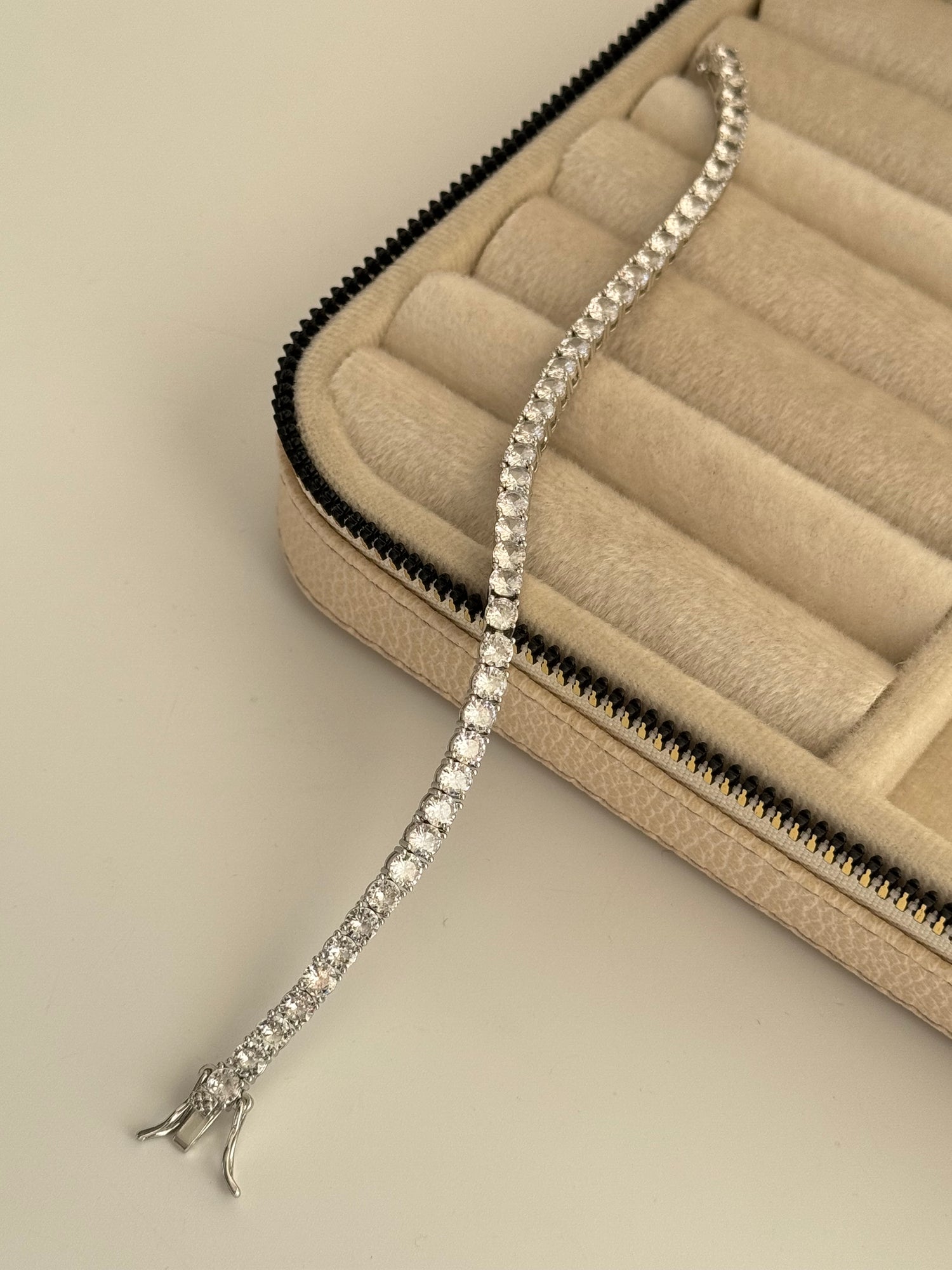 İTHAL ZİRKON TAŞLI DÖKÜM SU YOLU BİLEKLİK