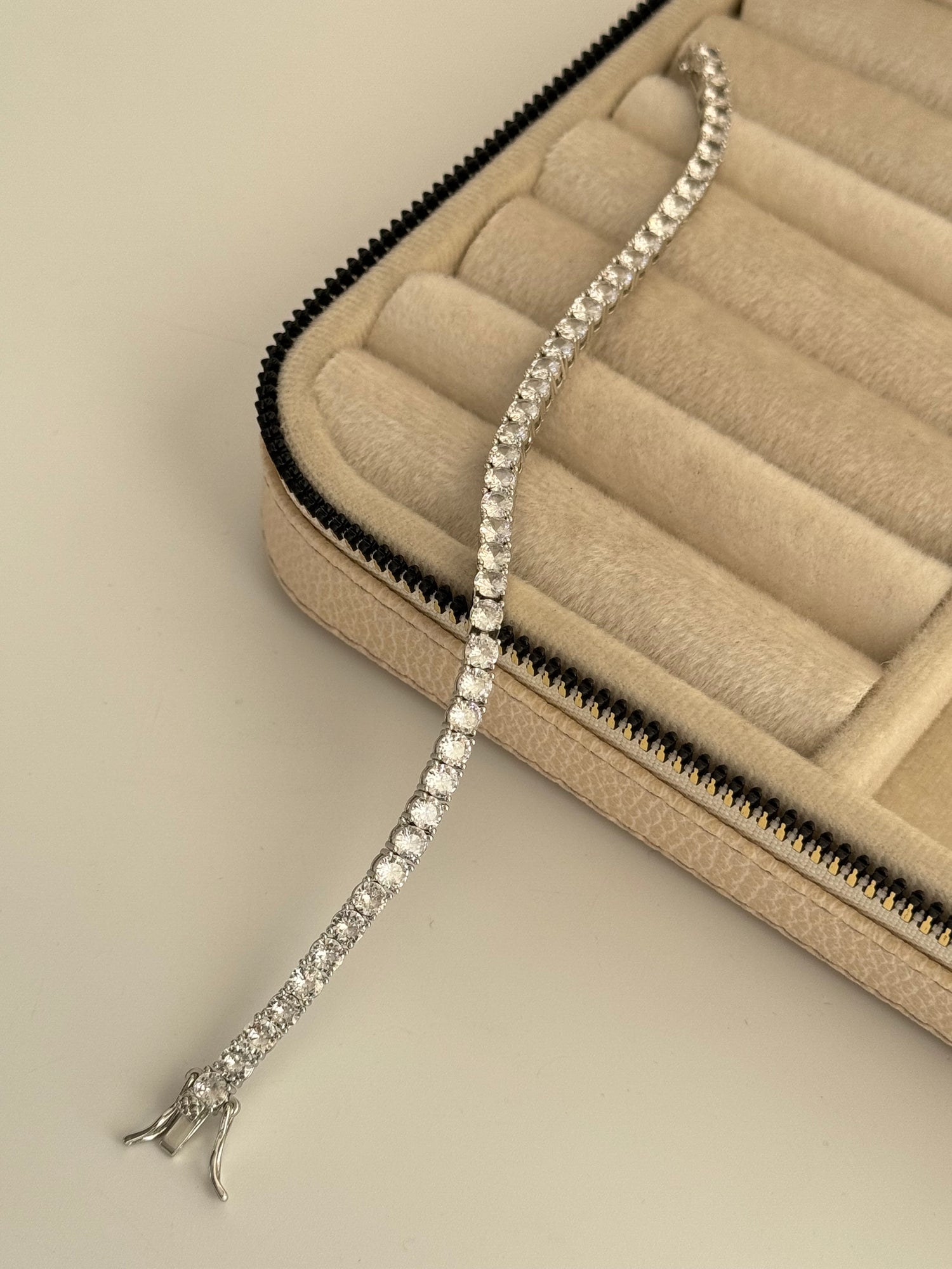 İTHAL ZİRKON TAŞLI DÖKÜM SU YOLU BİLEKLİK