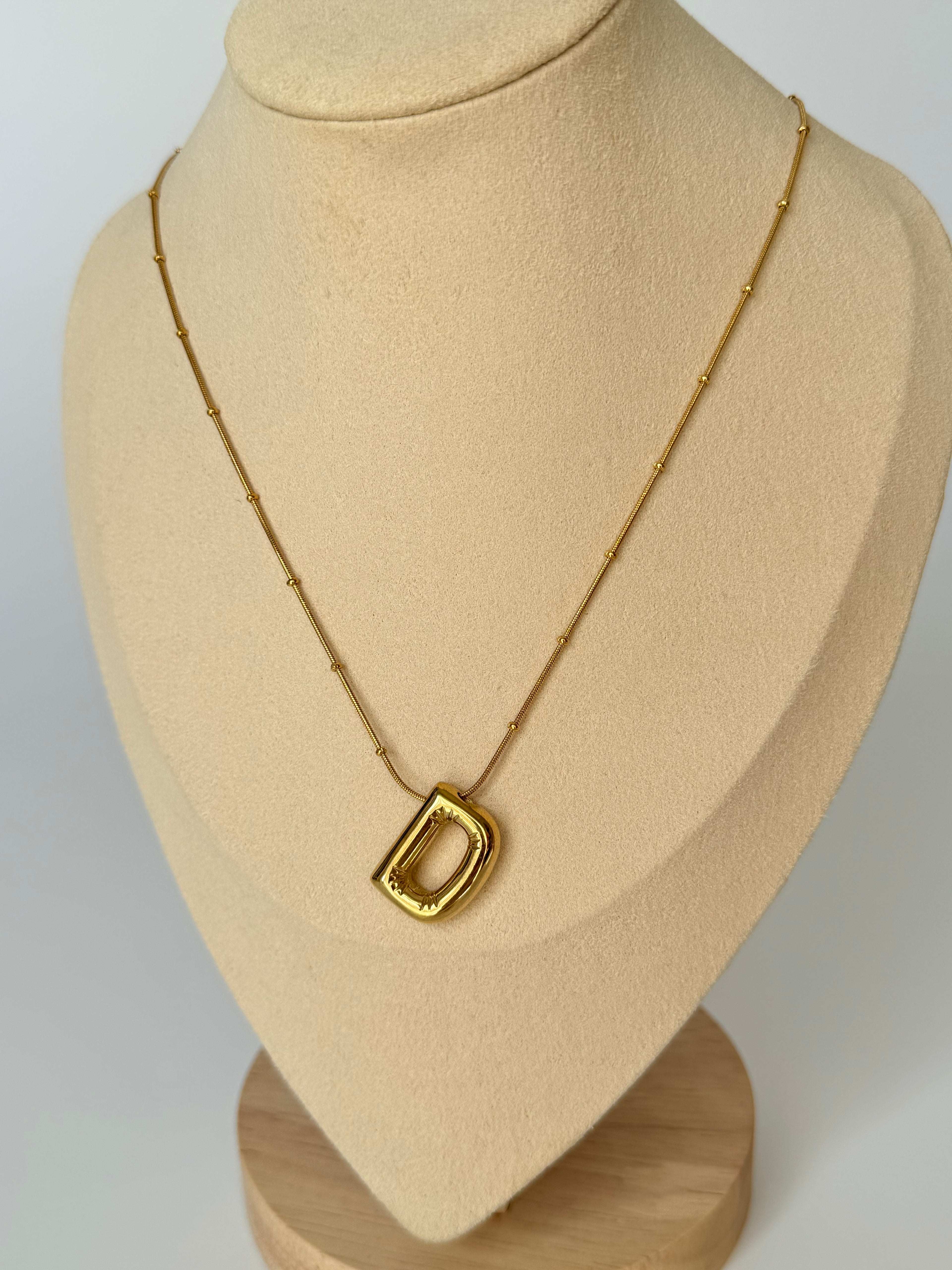 İthal Balon D Harf Gold Kolye