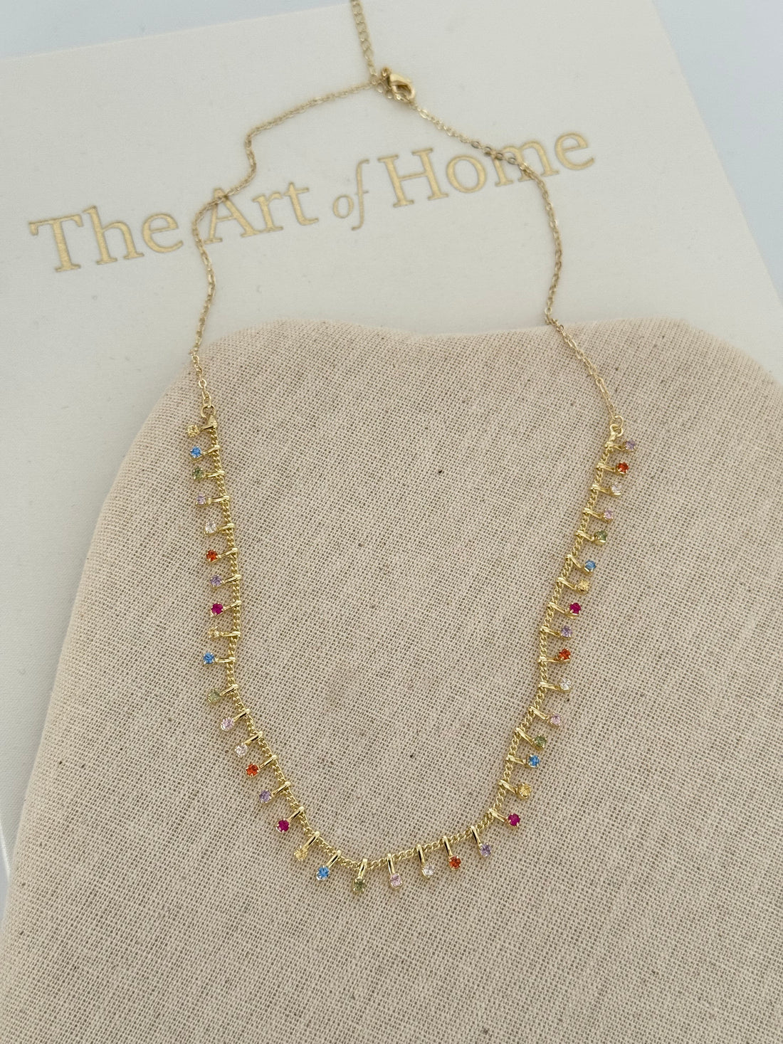 VALENYA RENKLİ TAŞ DETAYLI GOLD KOLYE