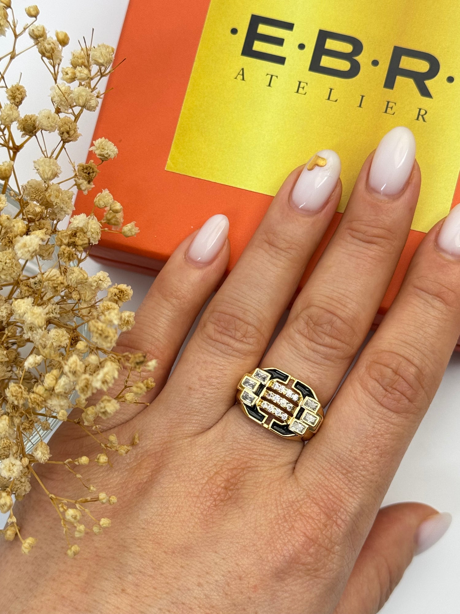 İTHAL SİYAH MİNELİ GOLD AYARLANABİLİR YÜZÜK