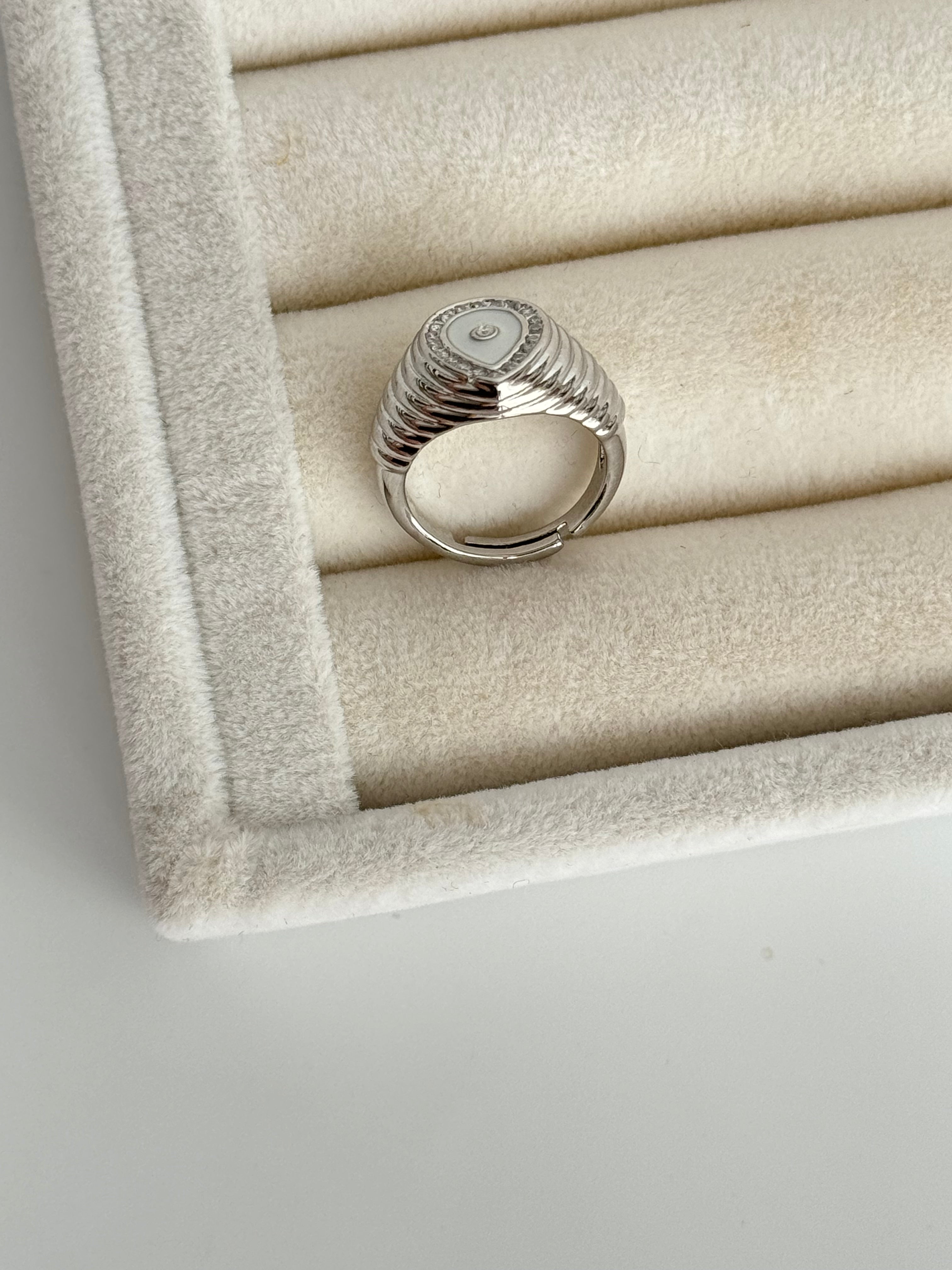 İTHAL BEYAZ MİNELİ AYARLANABİLİR SİLVER SERÇE PARMAK YÜZÜK