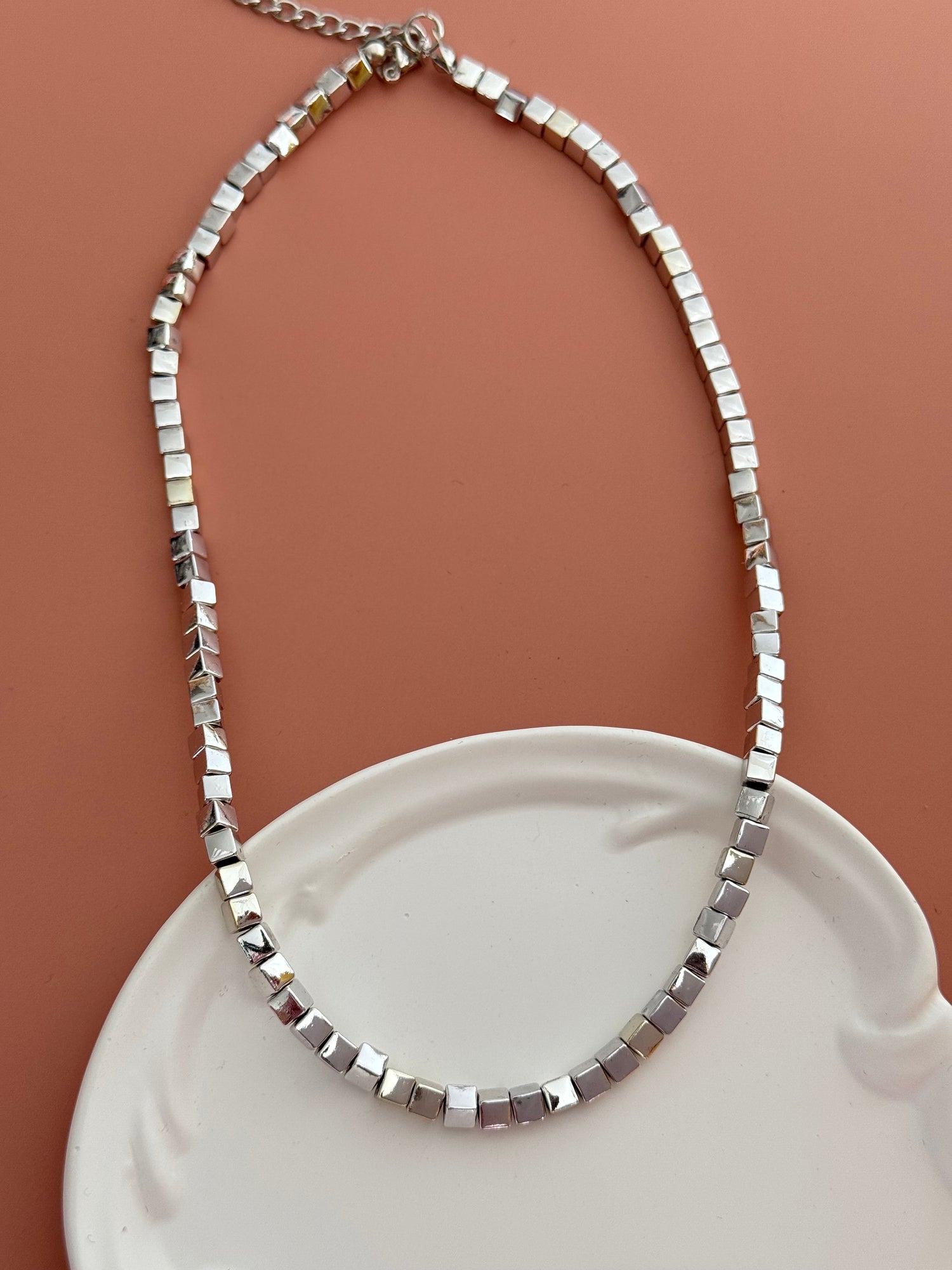 İTHAL SİLVER BÜYÜK KÜP KOLYE