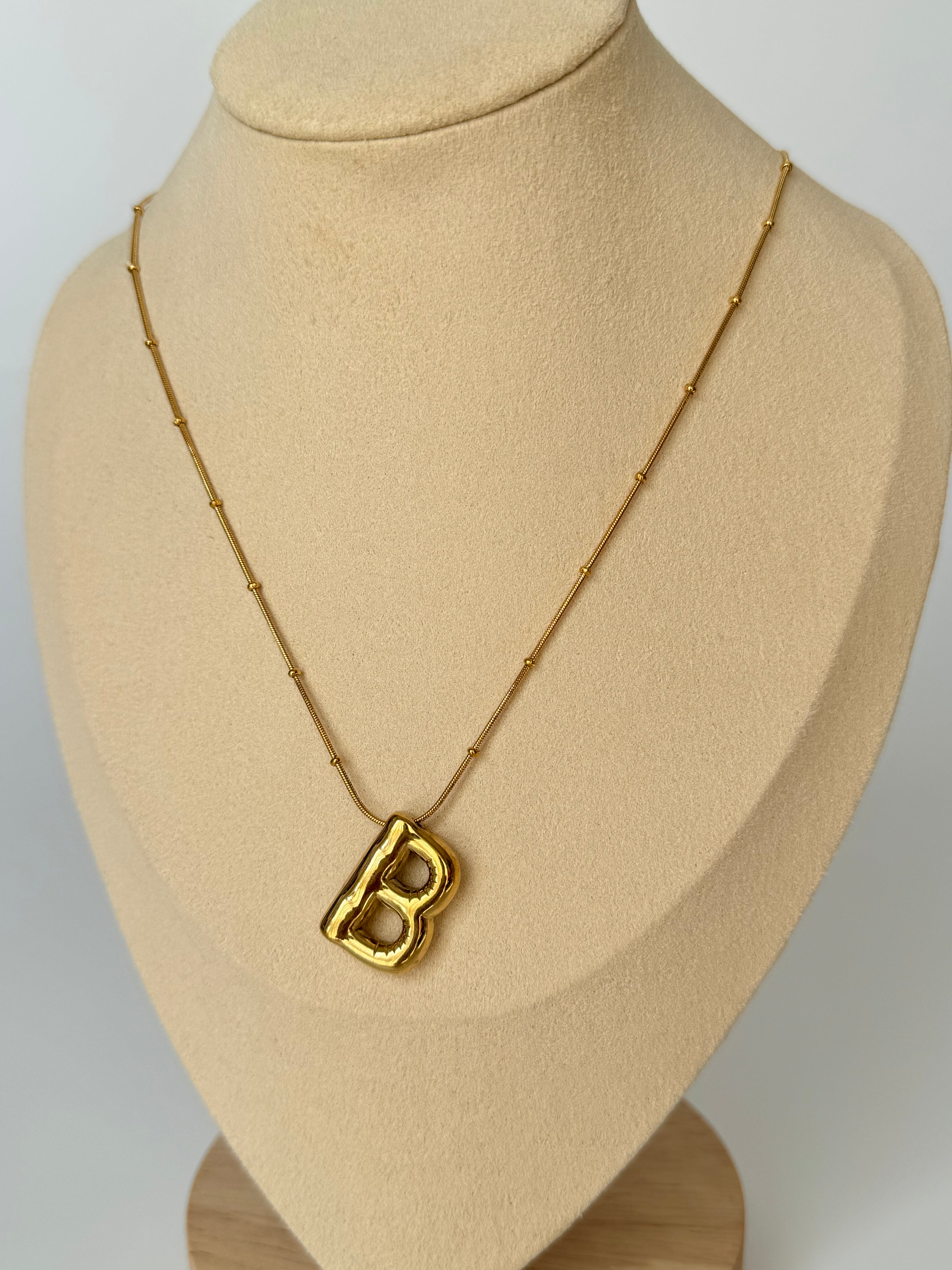 İthal Balon B Harf Gold Kolye