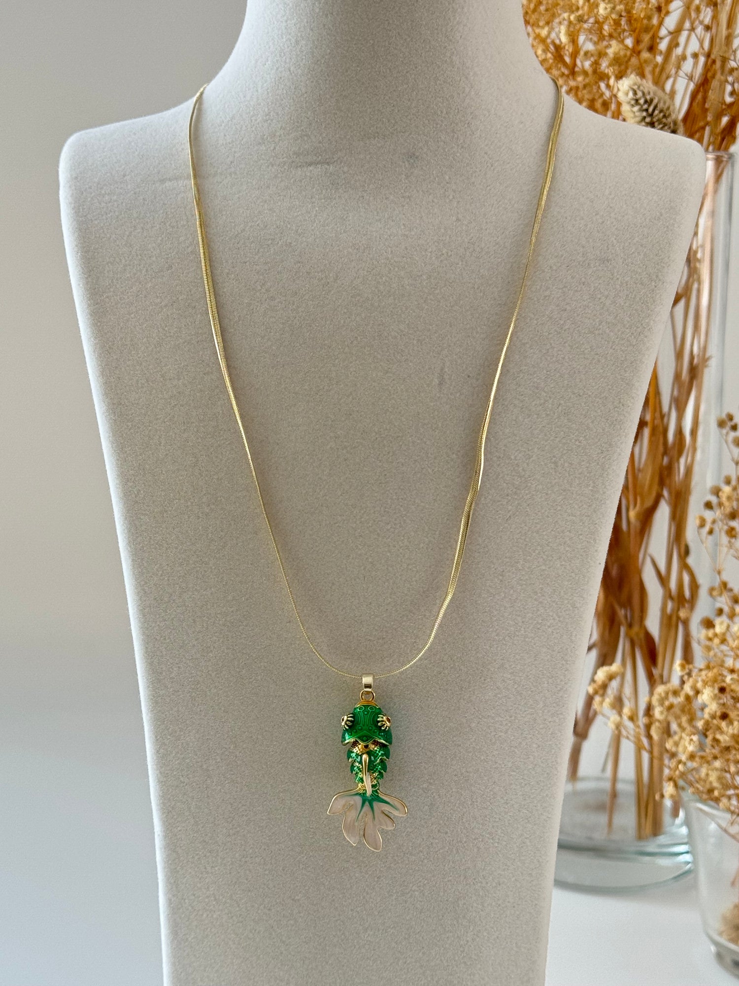 İTHAL YEŞİL BALIK GOLD UZUN KOLYE 60cm