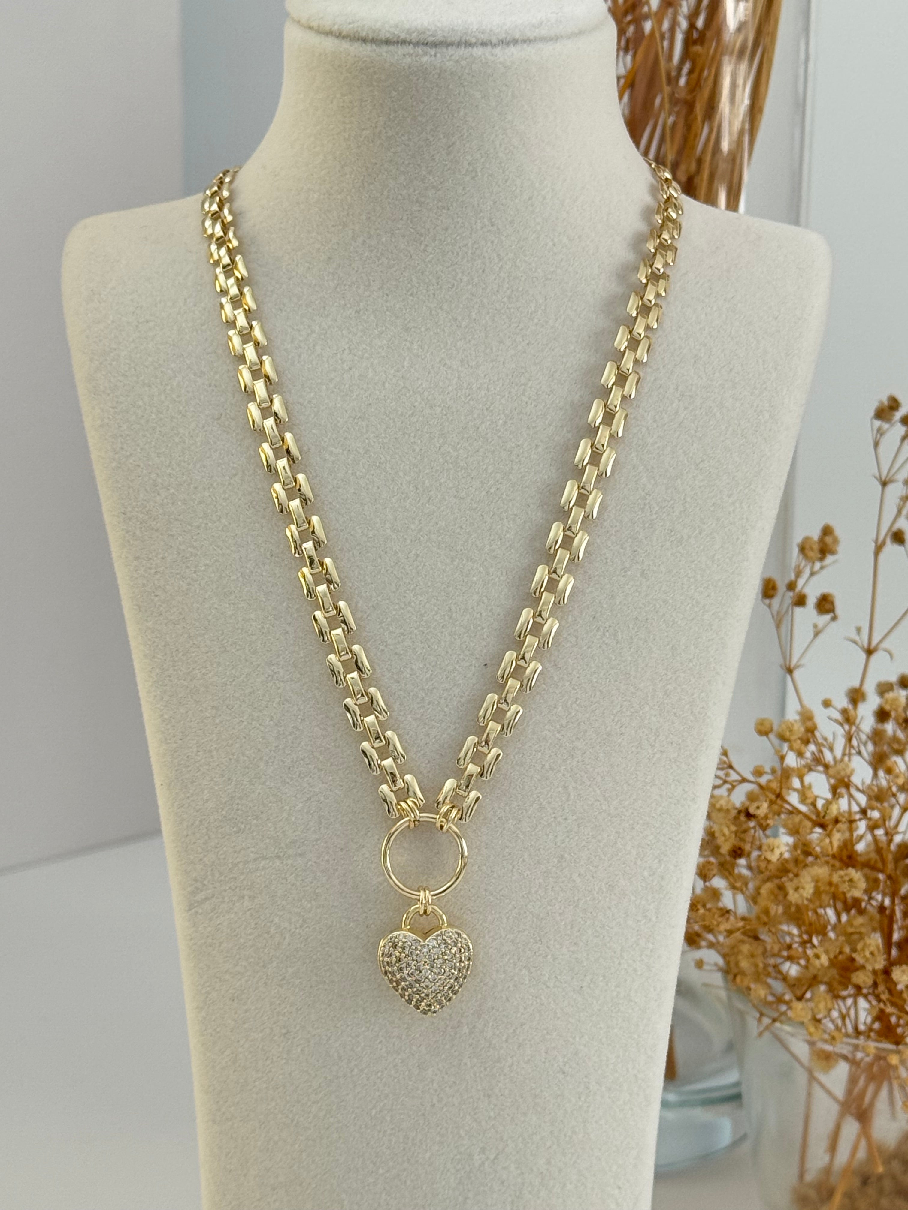 İTHAL KALP DETAYLI GOLD KOLYE