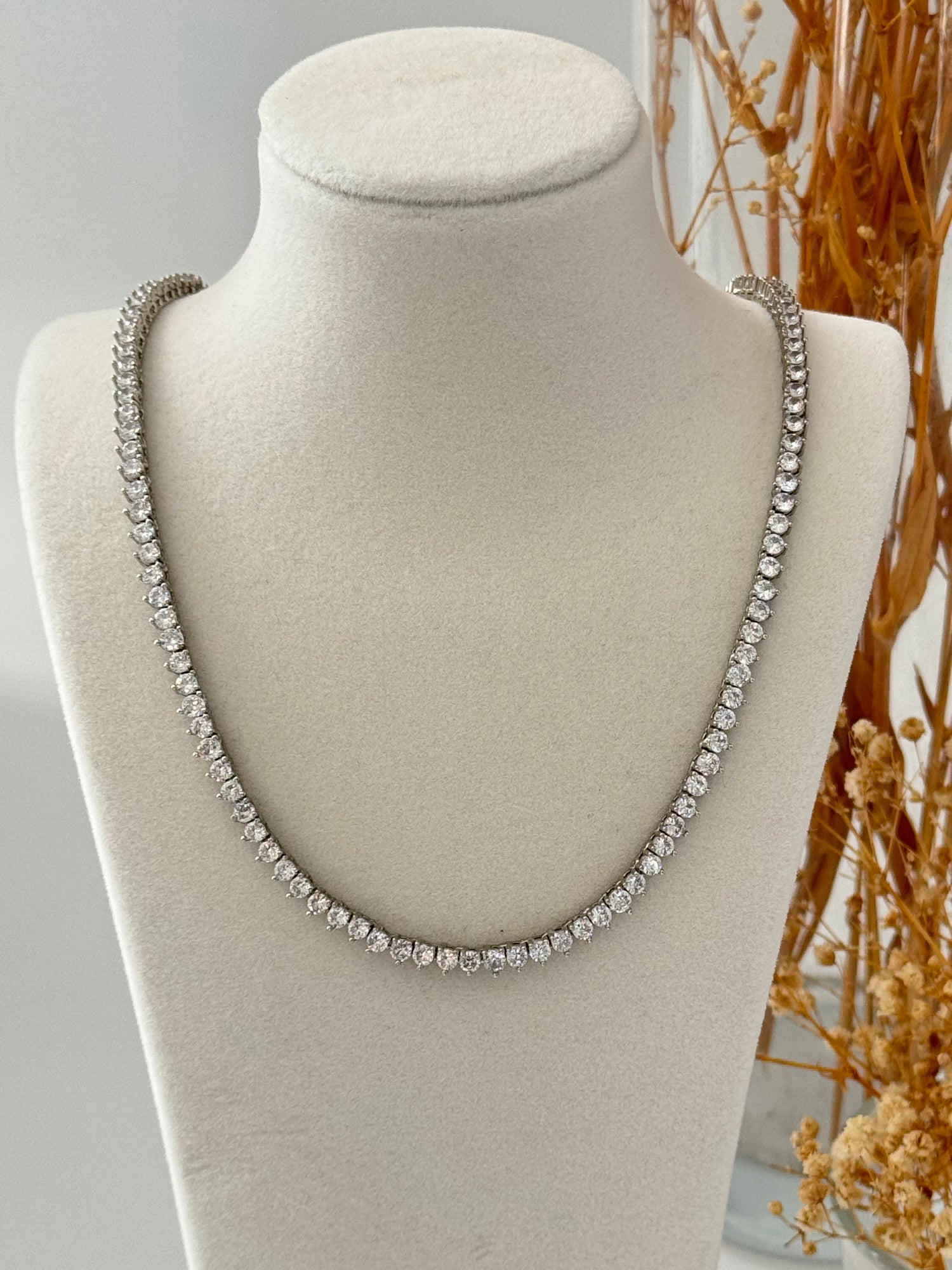 İTHAL ZİRKON TAŞLI DÖKÜM SU YOLU SİLVER KOLYE