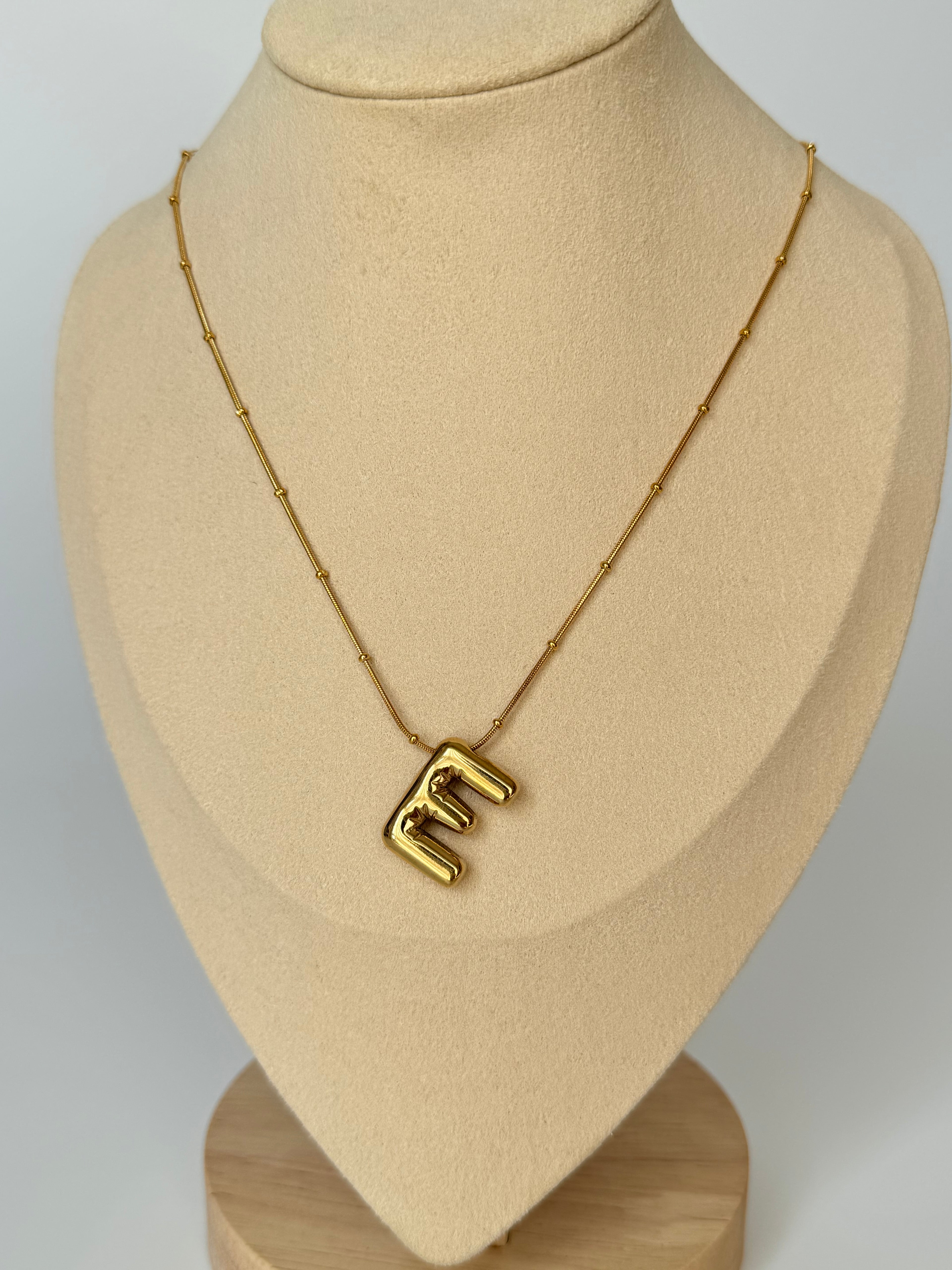 İthal Balon E Harf Gold Kolye