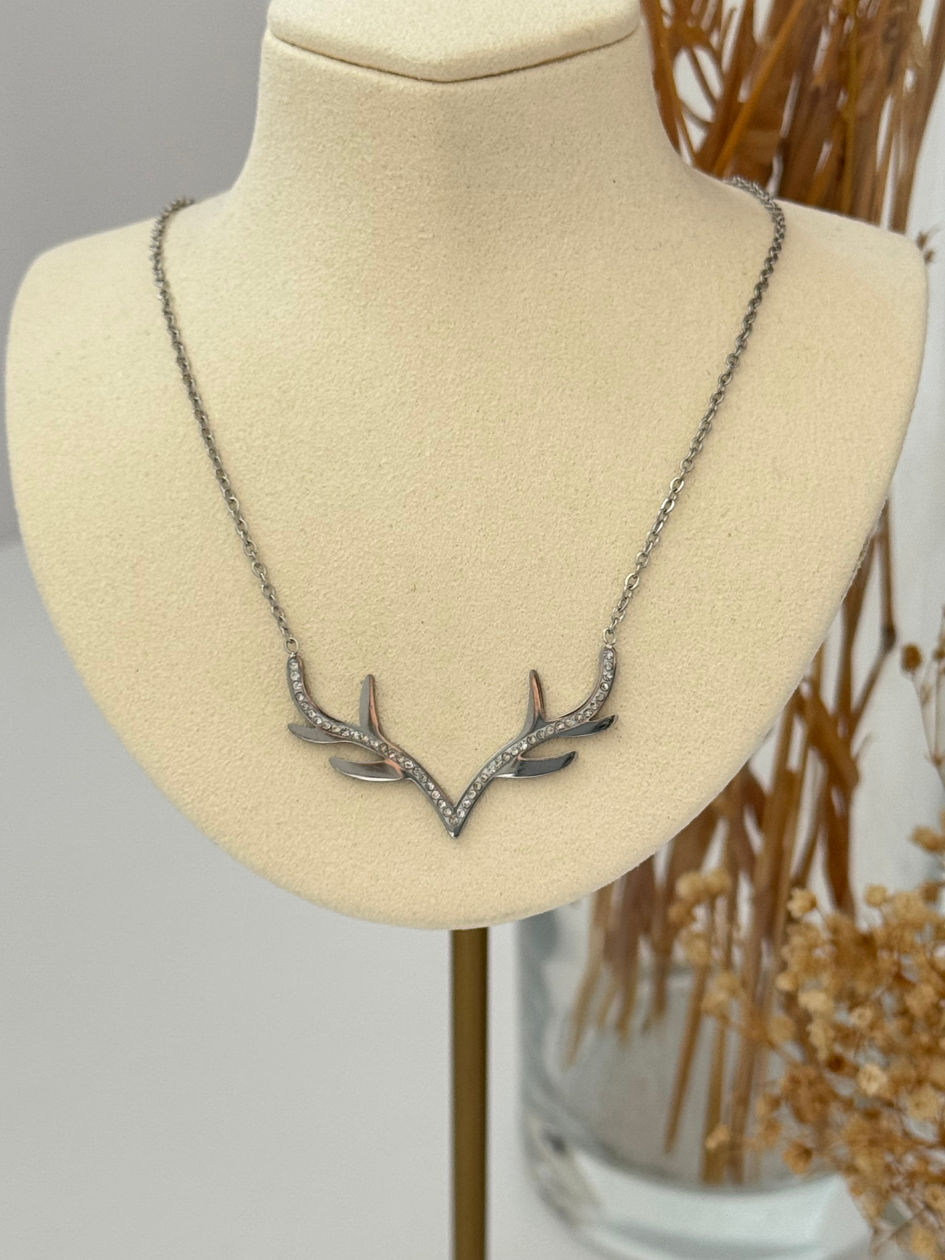 GEYİK DETAYLI İTHAL SİLVER ÇELİK KOLYE