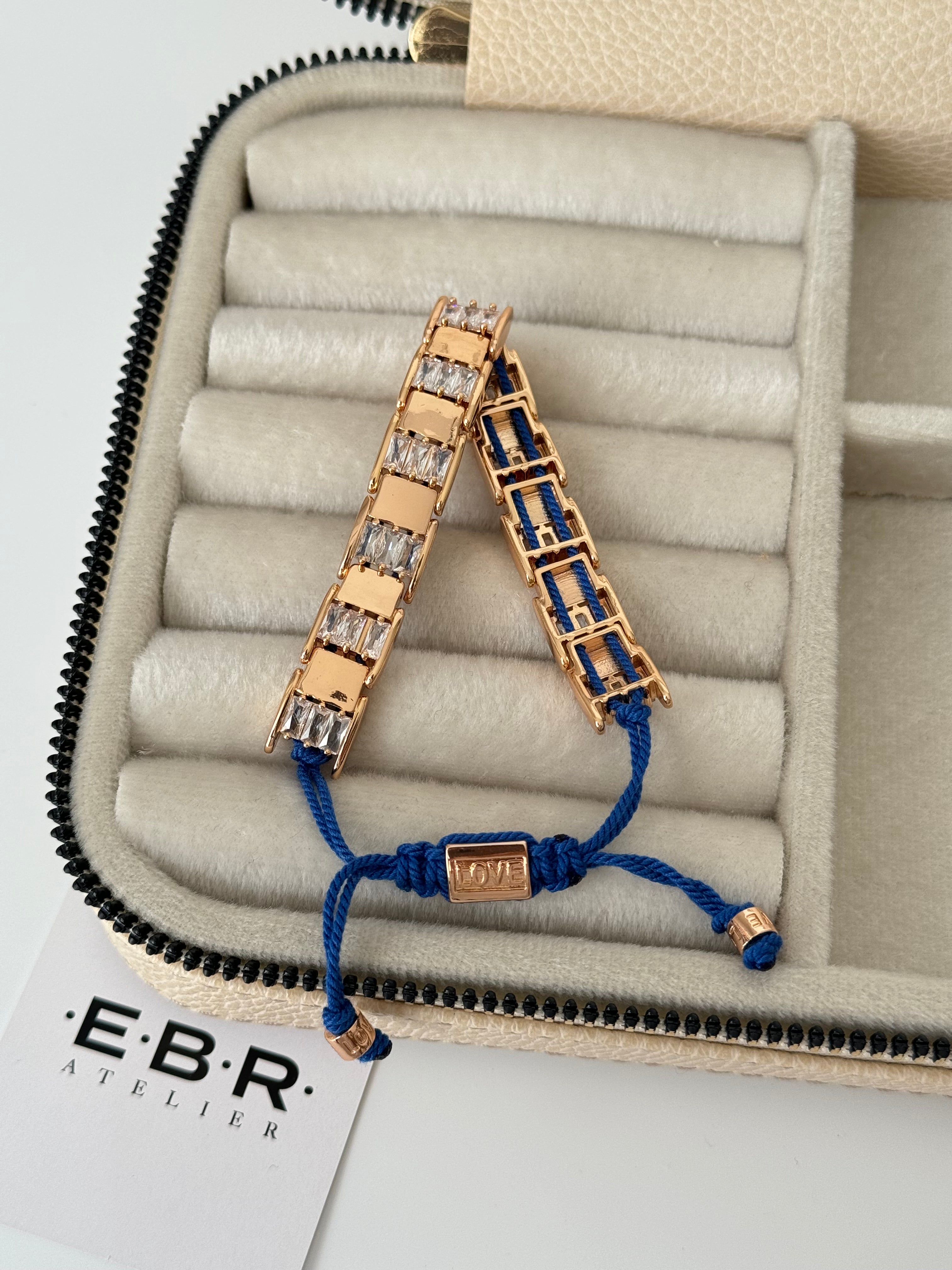 İTHAL TAŞ DETAYLI GOLD MAVİ İPLİ BİLEKLİK