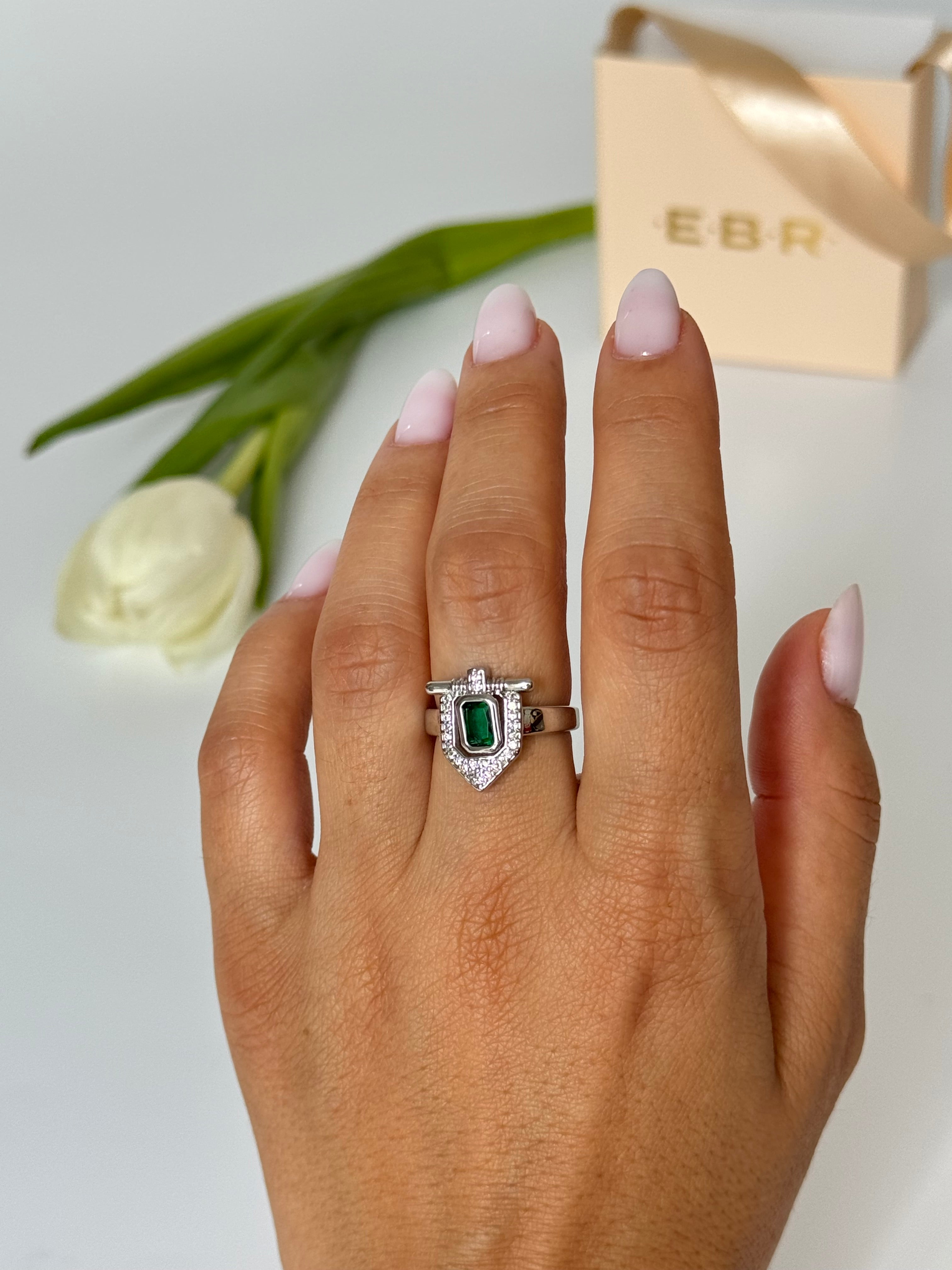 İTHAL YEŞİL TAŞLI ŞÖVALYE VİNTAGE SİLVER AYARLANABİLİR YÜZÜK