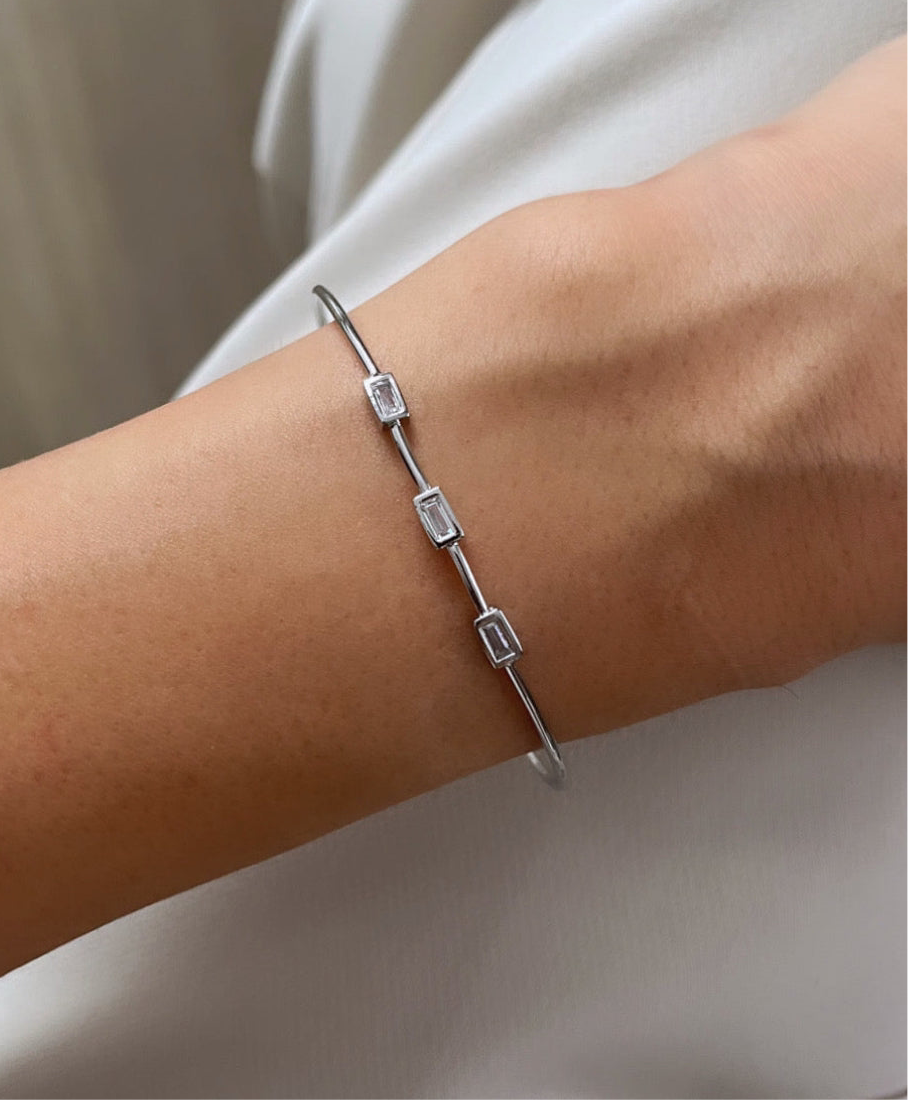 DİKDÖRTGEN TAŞLI İTHAL SİLVER KELEPÇE BİLEZİK