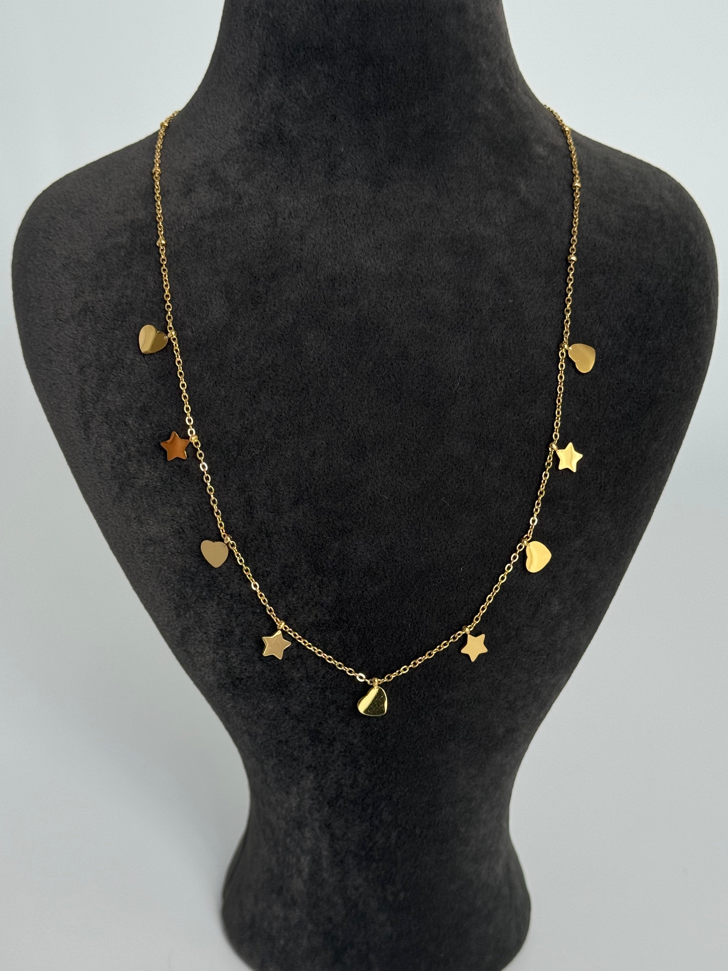 YILDIZ KALP DETAYLI GOLD ÇELİK KOLYE