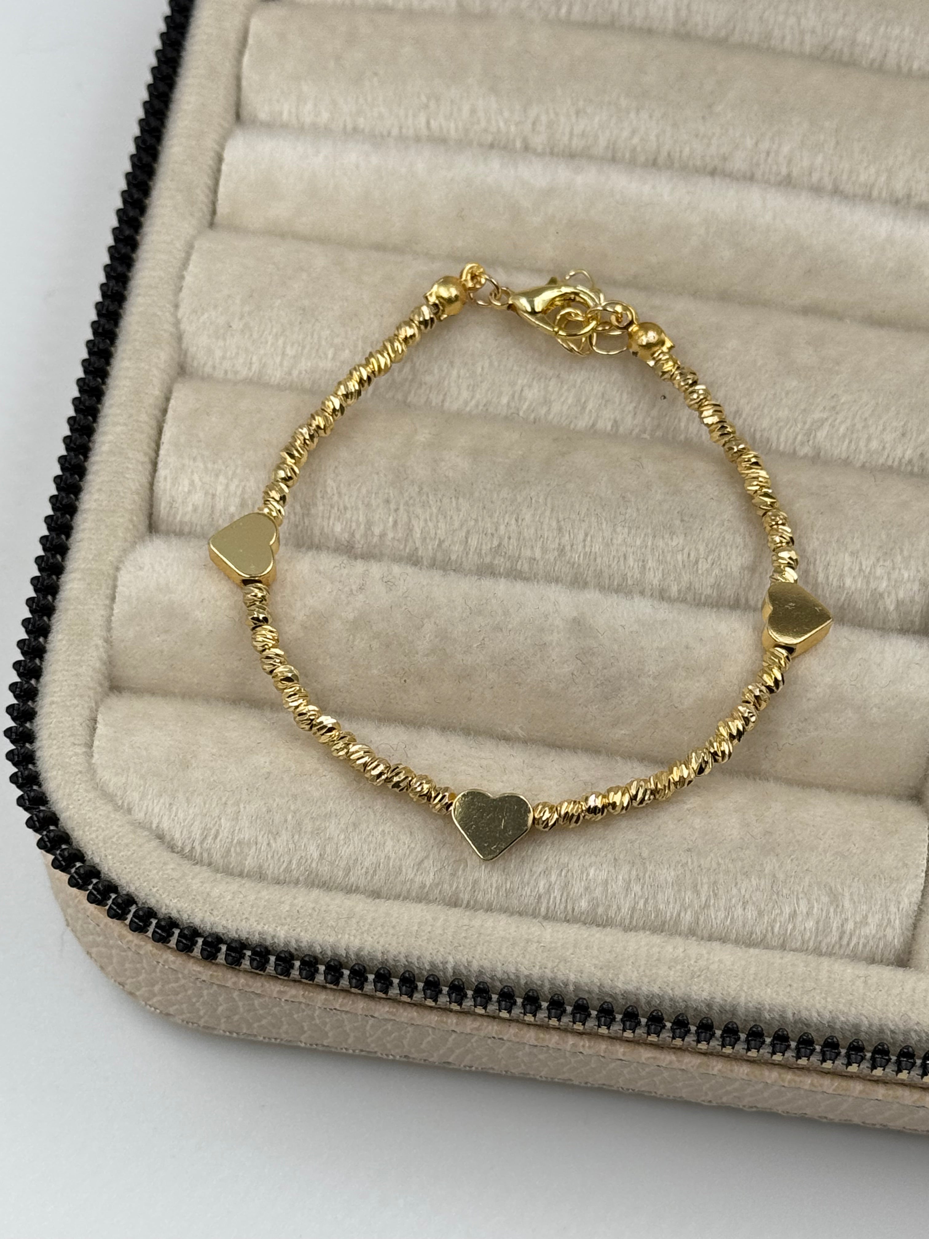 İTHAL KALP DETAYLI DORİKA GOLD BİLEKLİK