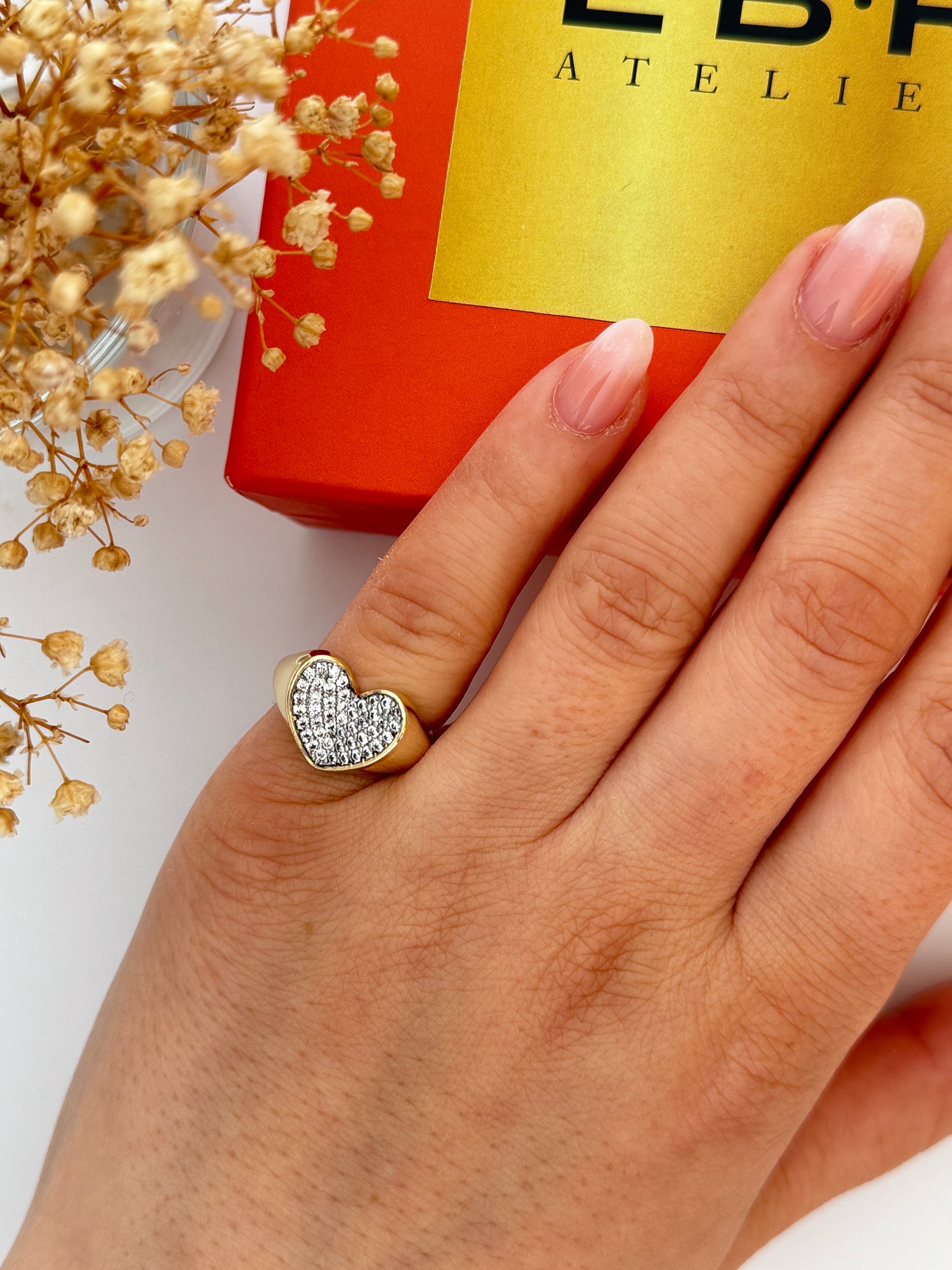 KALPLİ TAŞ DETAYLI AYARLANABİLİR SERÇE PARMAK YÜZÜK