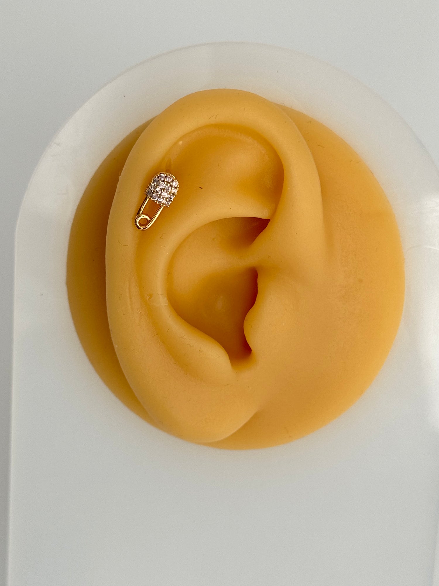 İTHAL KANCA DETAYLI GOLD PİERCİNG