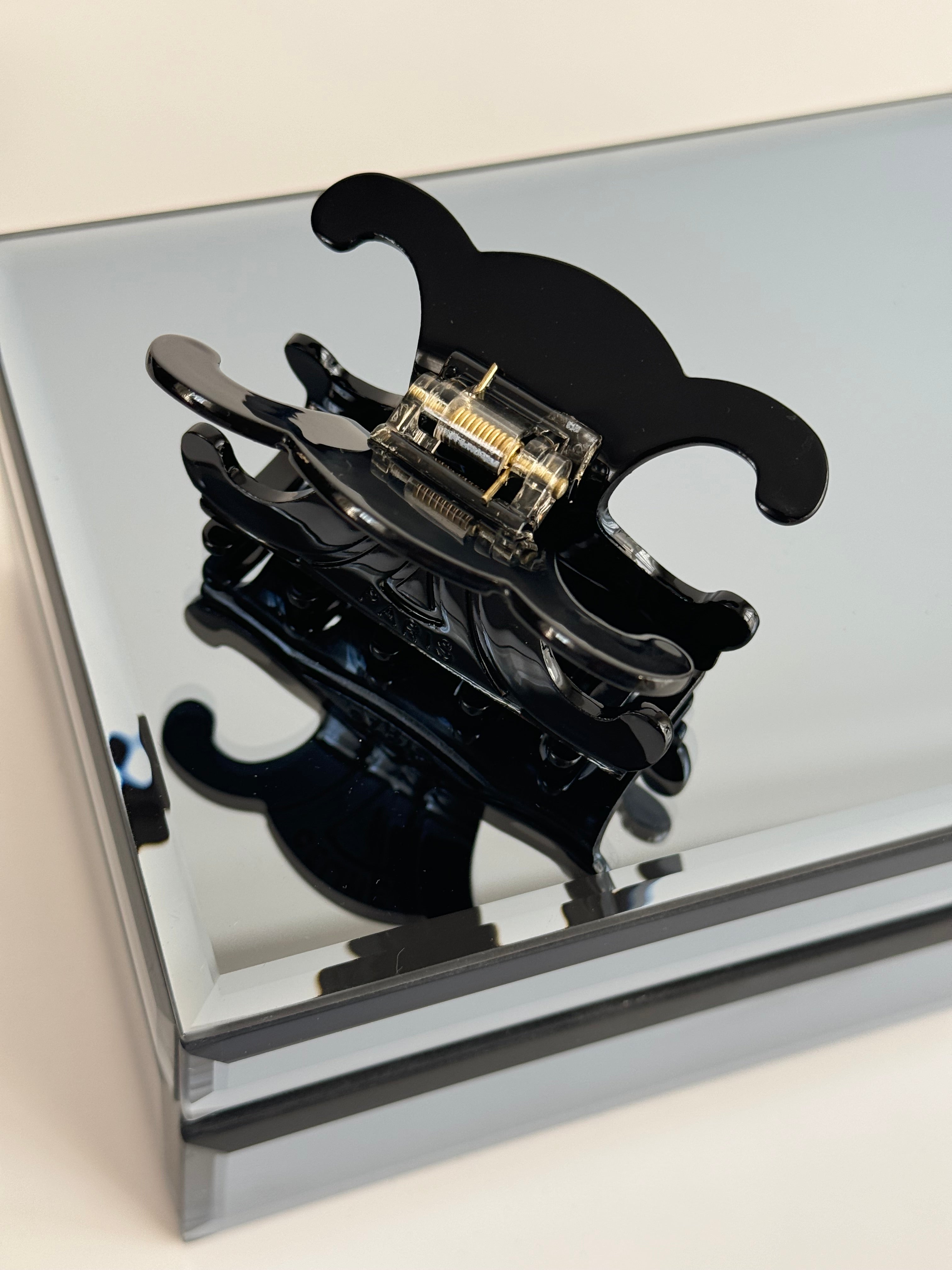 İTHAL MARKA MODEL SİYAH KEMİK MANDAL TOKA