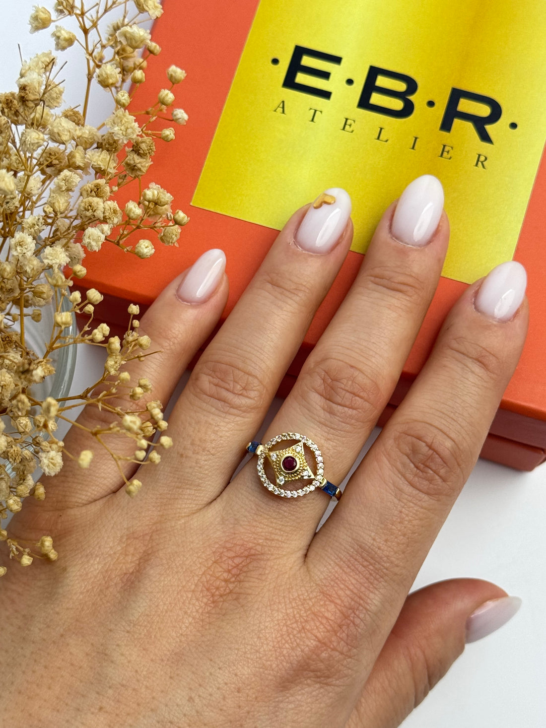 İTHAL FUŞYA TAŞ DETAYLI  KUZEY YILDIZI GOLD AYARLANABİLİR YÜZÜK