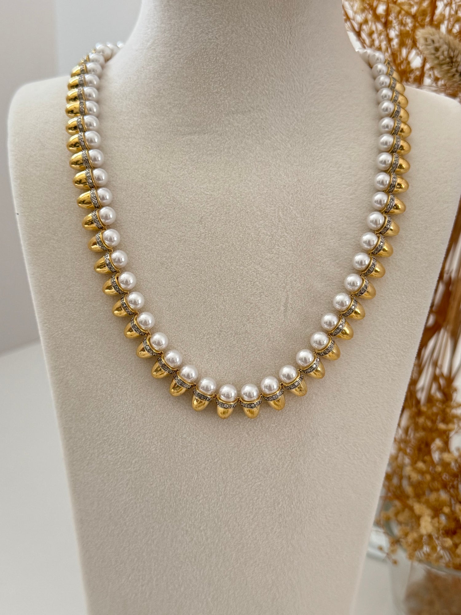 İTHAL İNCİ DETAYLI GOLD KOLYE