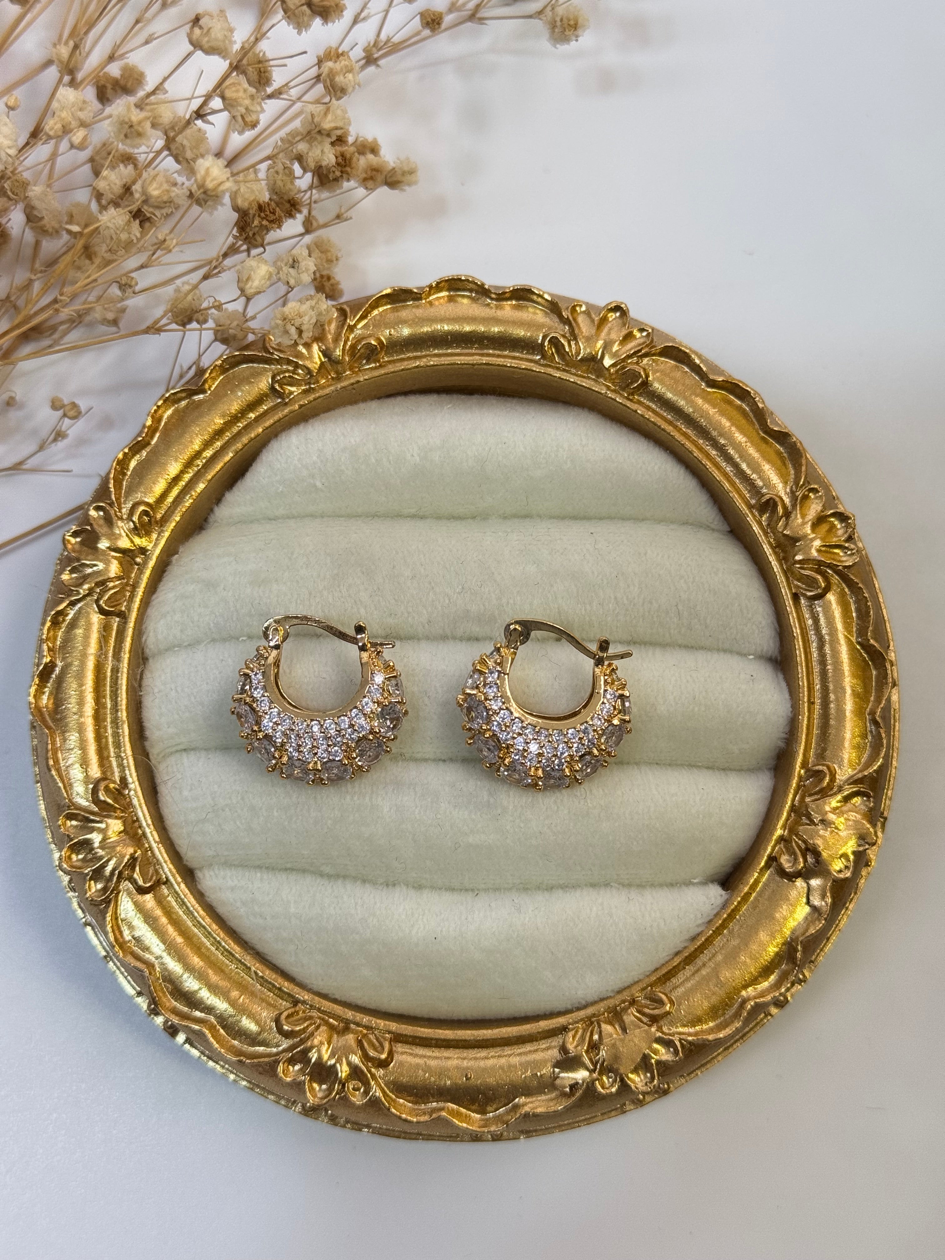 TAŞLI GOLD HALKA KÜPE