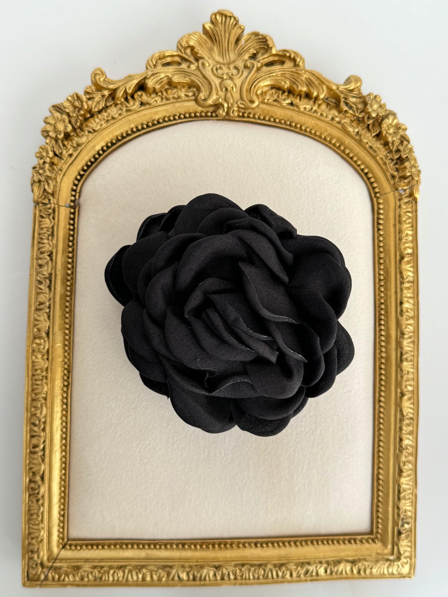 İTHAL Z*RA MARKA SİYAH GÜL MANDAL TOKA